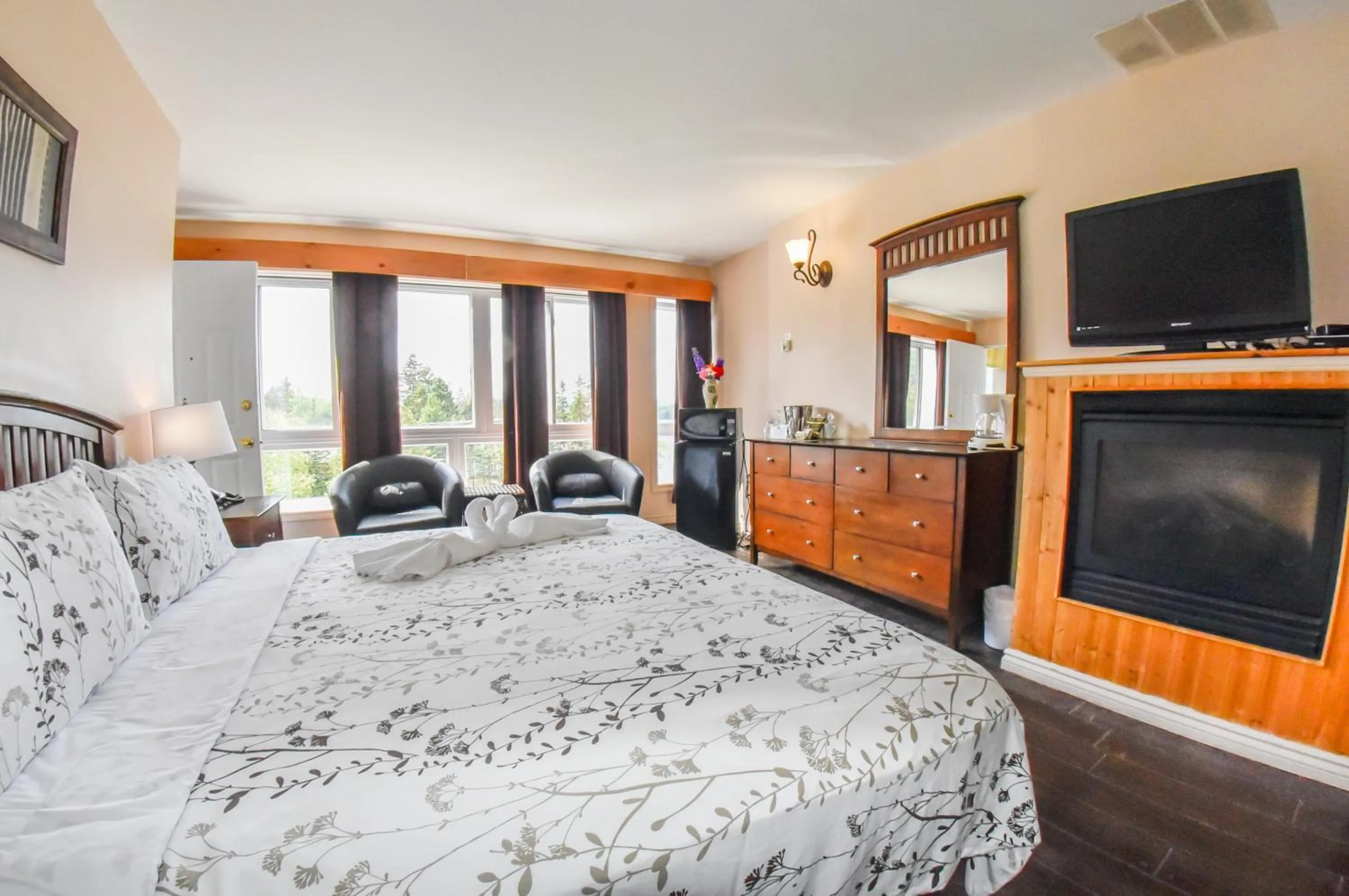 Bed in Auberge Hotel Spa Watel