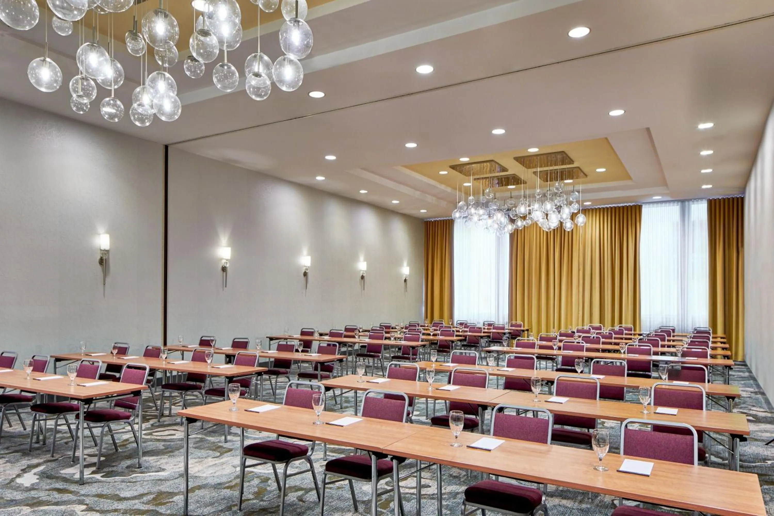 Meeting/conference room in Courtyard by Marriott Portland City Center