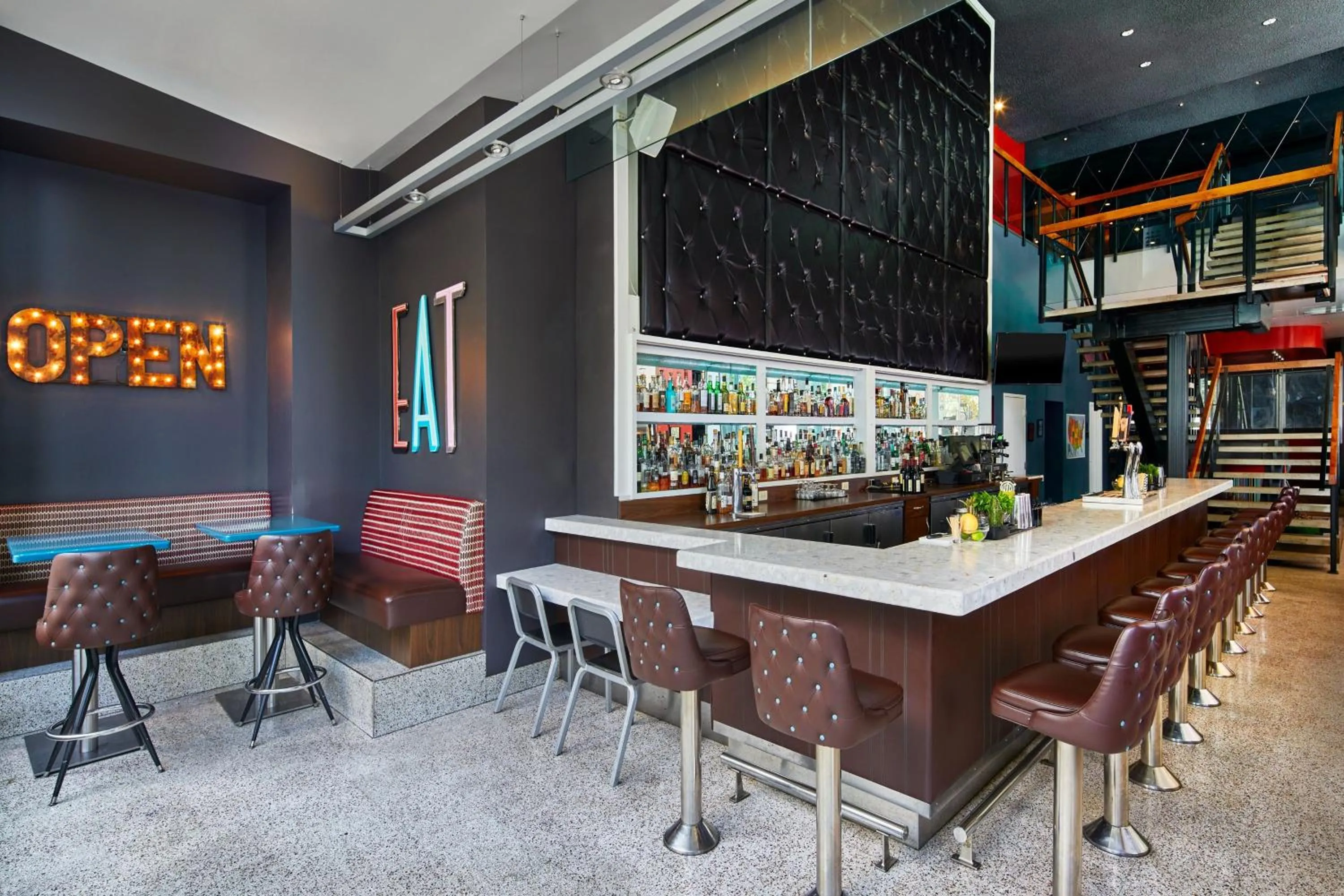 Restaurant/places to eat in Courtyard by Marriott Portland City Center