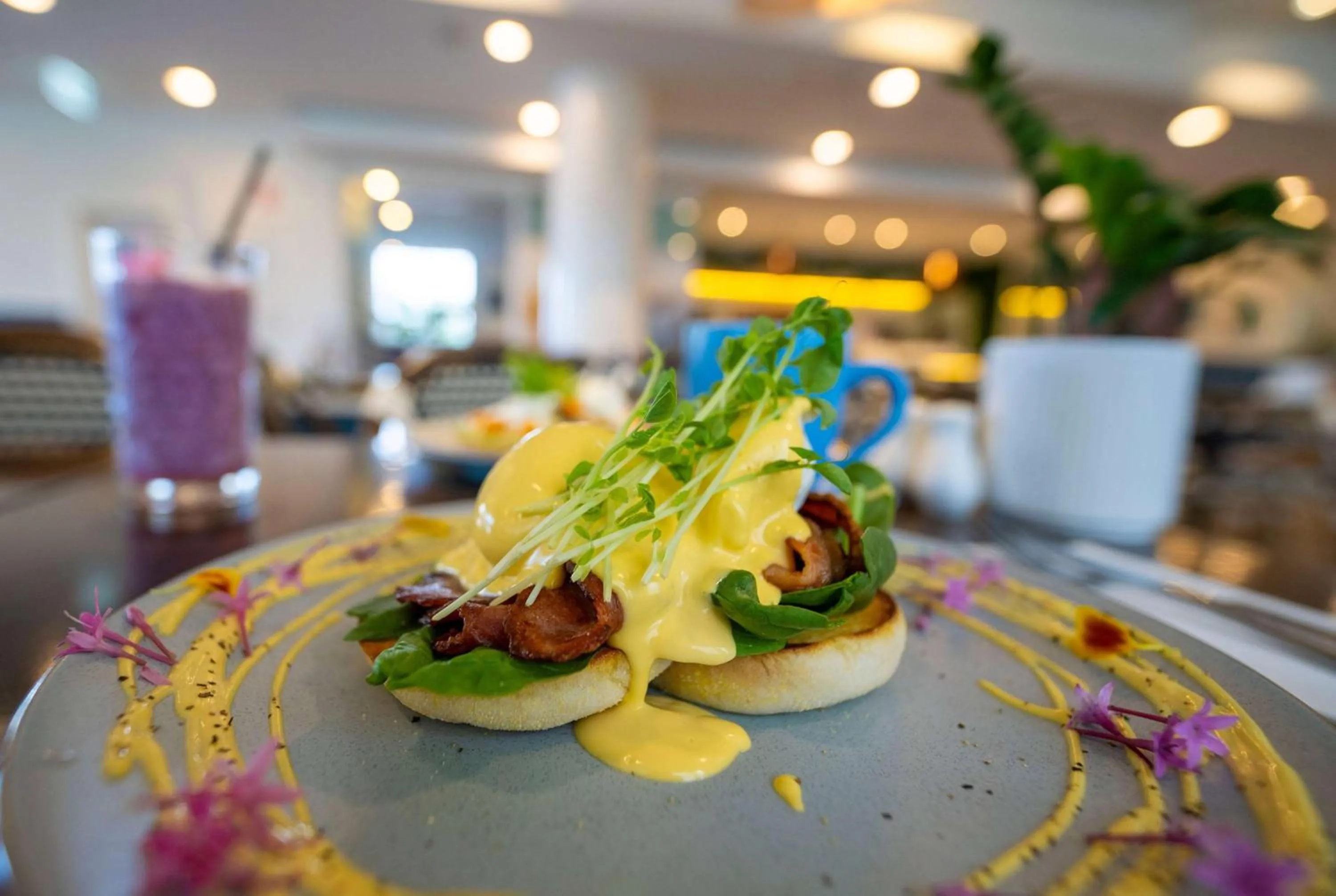 Restaurant/places to eat in Wyndham Resort Surfers Paradise