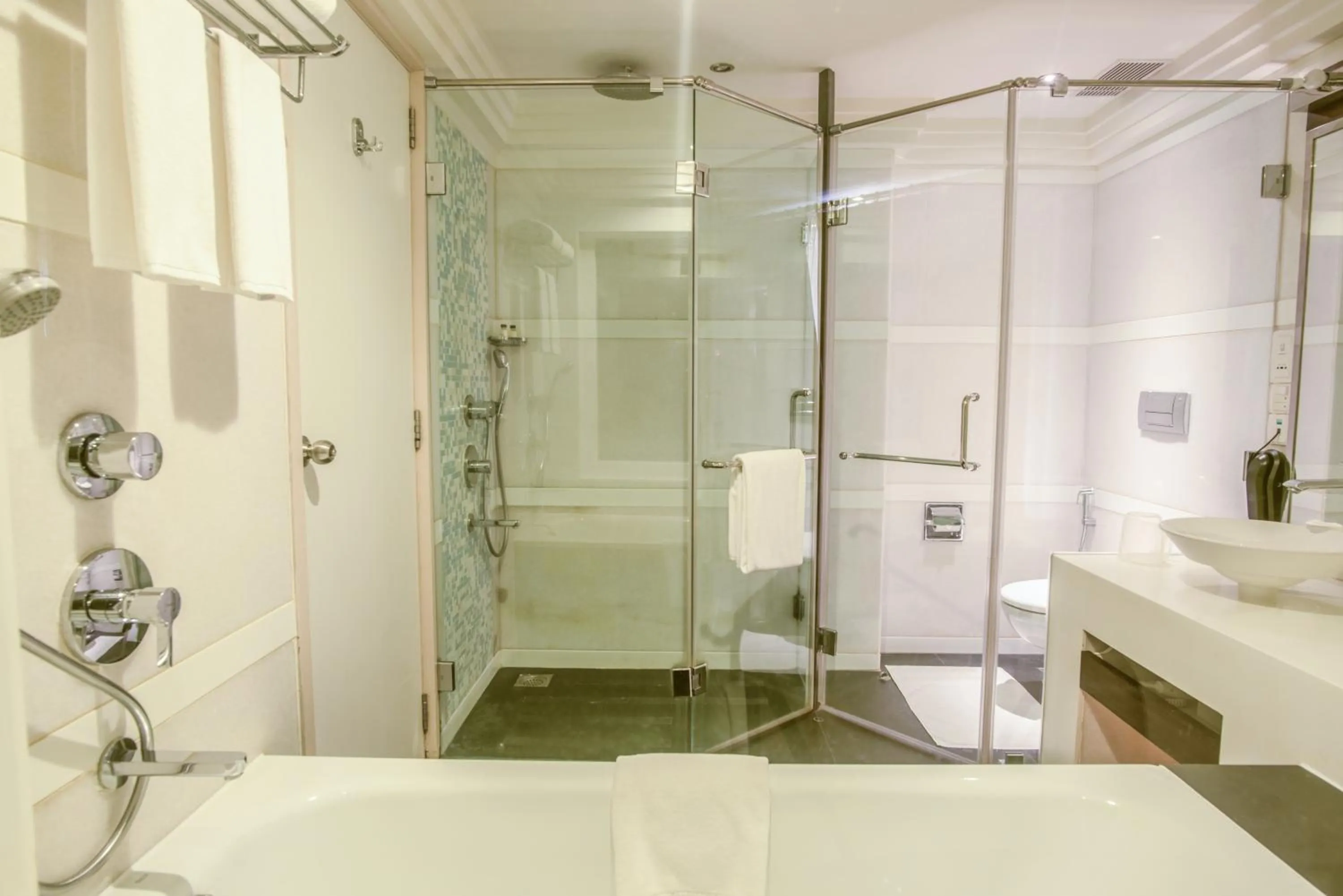 Bathroom in Caravela Beach Resort