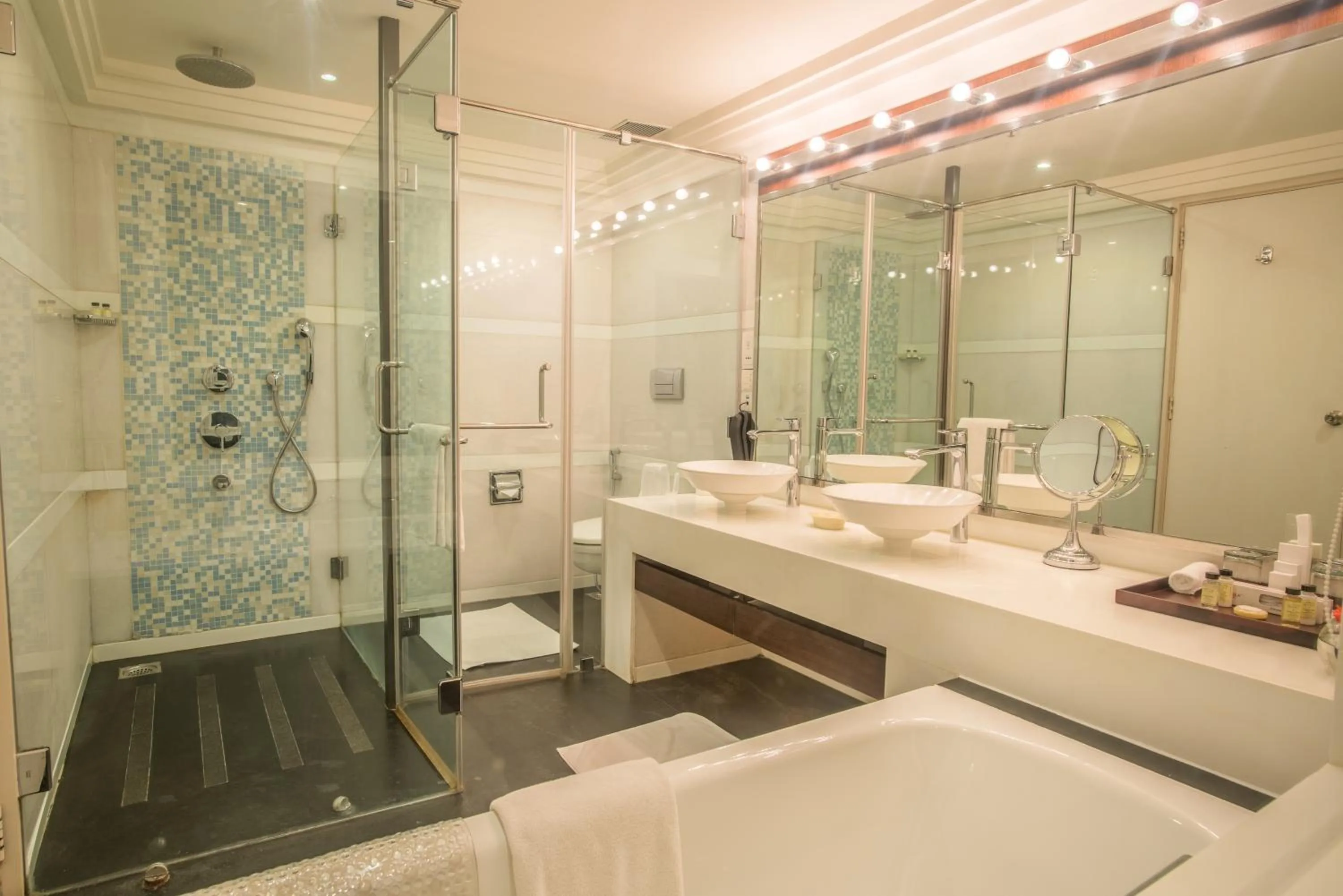 Bathroom in Caravela Beach Resort