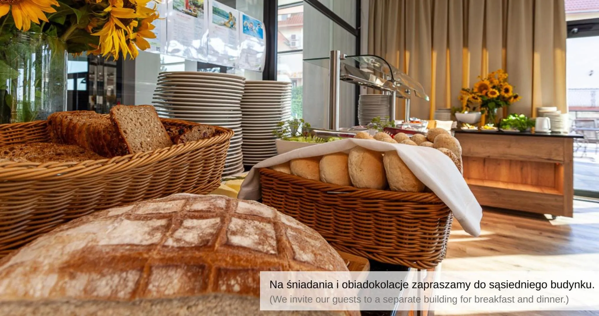 Restaurant/places to eat in Willa Port