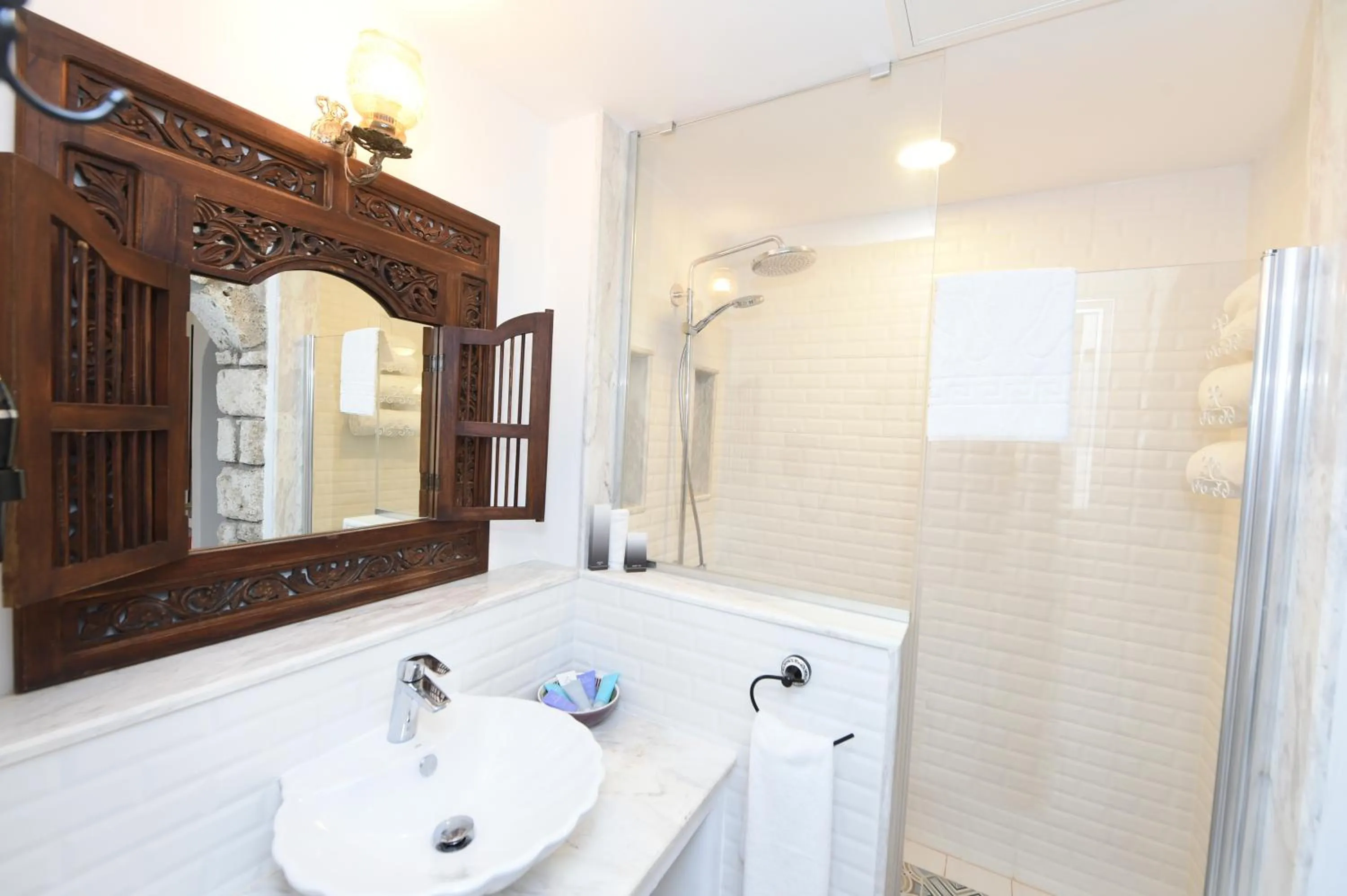 Bathroom in Villa Taraça Alaçatı Romantik Otel