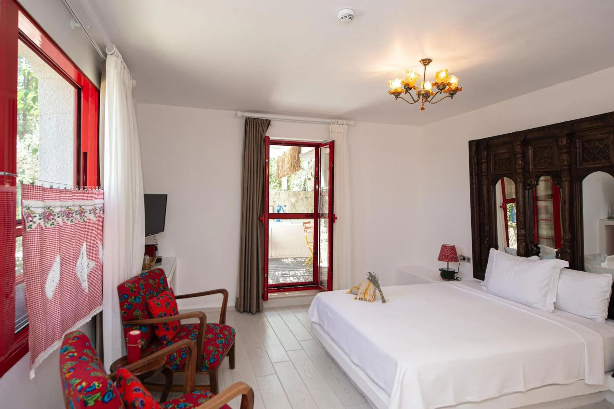 Bedroom, Bed in Villa Taraça Alaçatı Romantik Otel