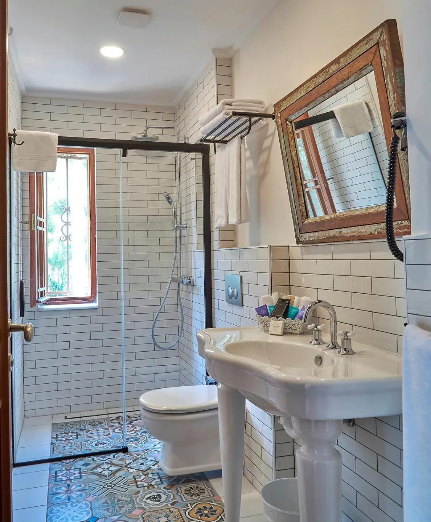 Junior Suite with Pool View in Villa Taraça Alaçatı Romantik Otel Junior Suite with Pool View in Villa Taraça Alaçatı Romantik Otel