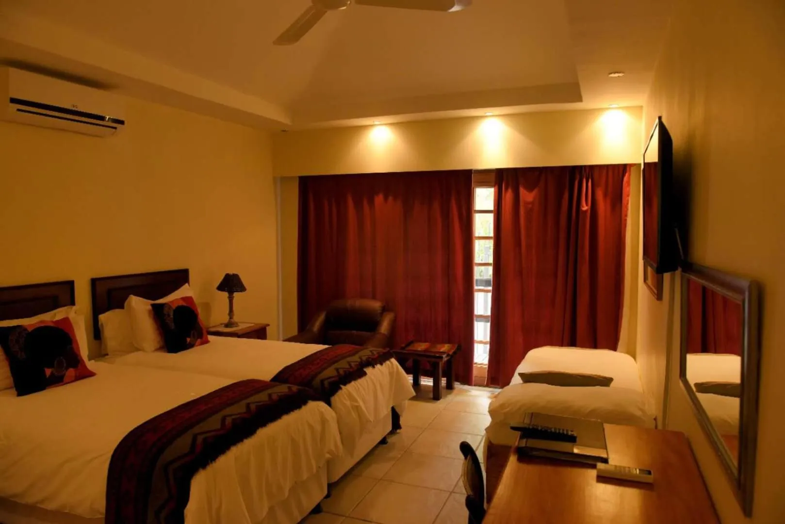 Bedroom, Bed in Dolliwarie Guesthouse