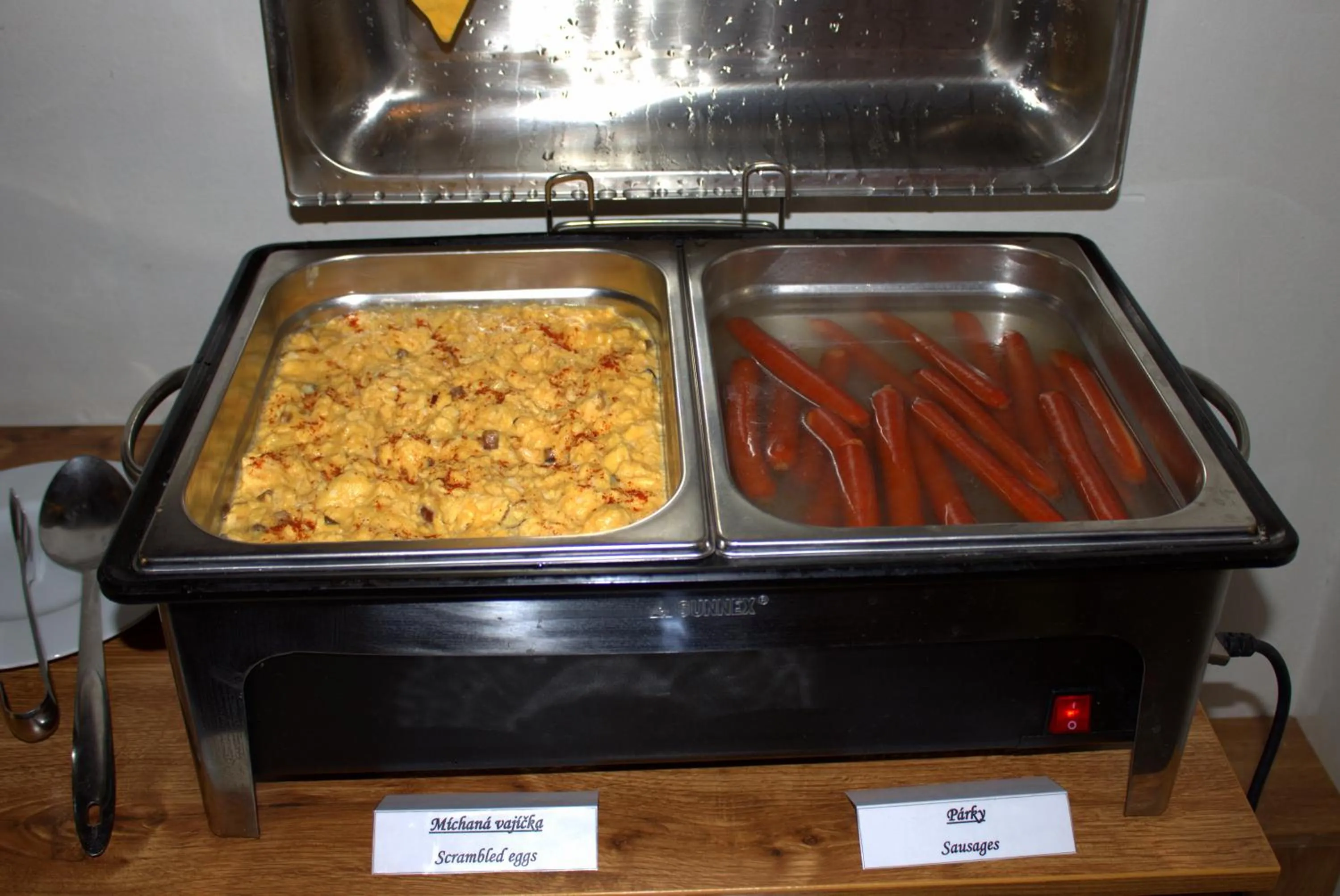 Buffet breakfast in Hotel Selsky Dvur