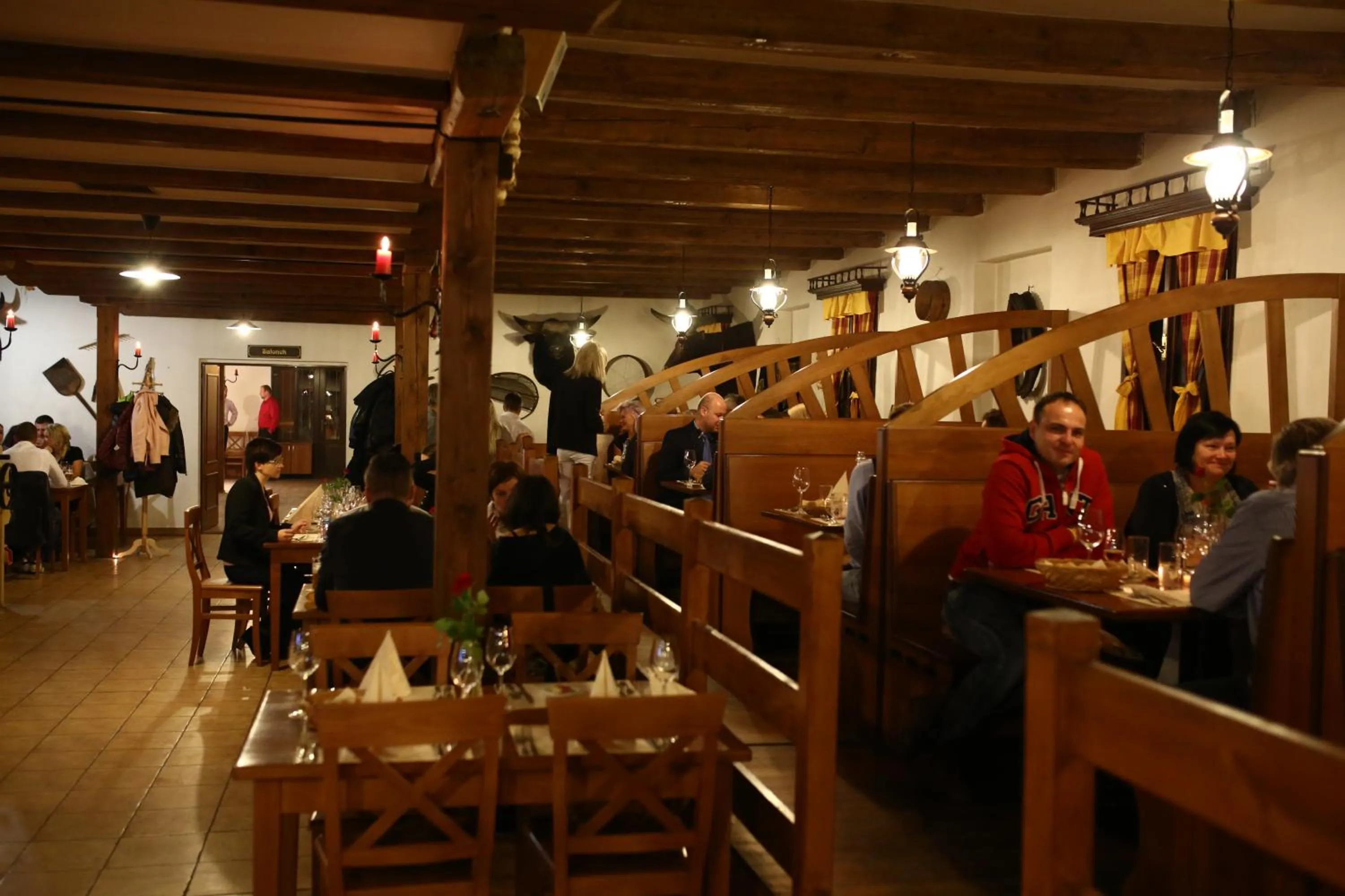 Restaurant/places to eat in Hotel Selsky Dvur
