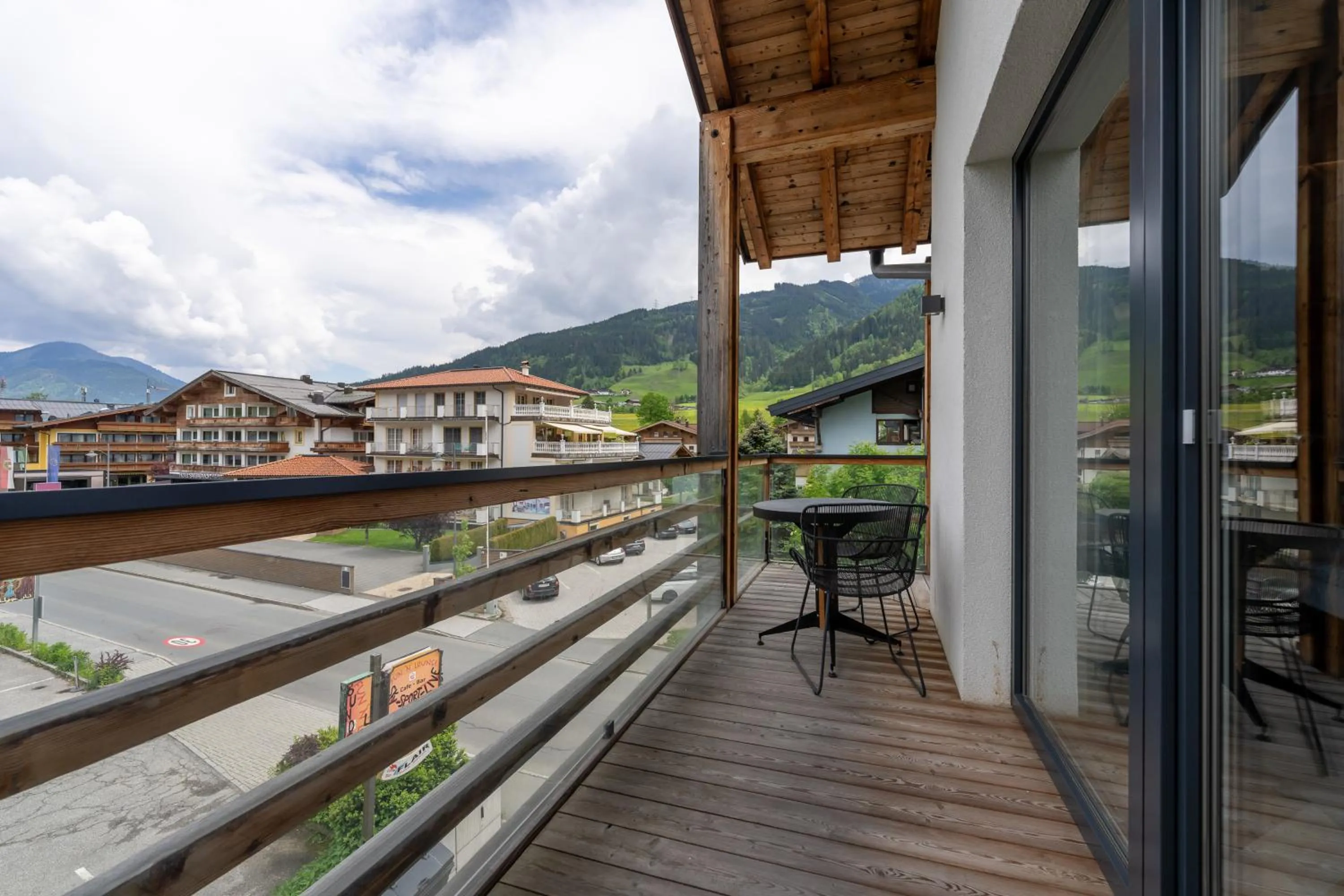 Balcony/Terrace in 24 by AvenidA - Mountain Hotel