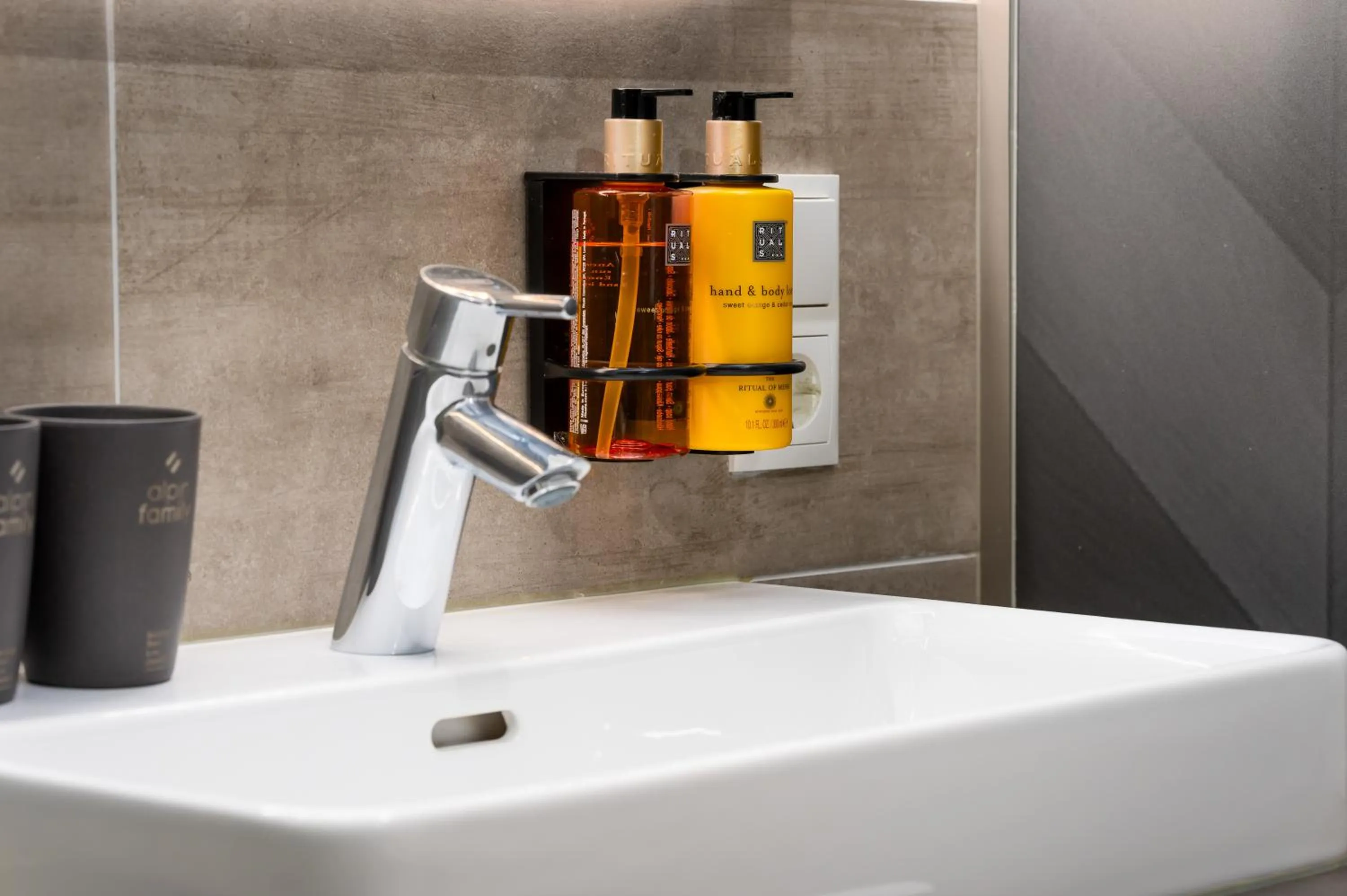 Bathroom in 24 by AvenidA - Mountain Hotel