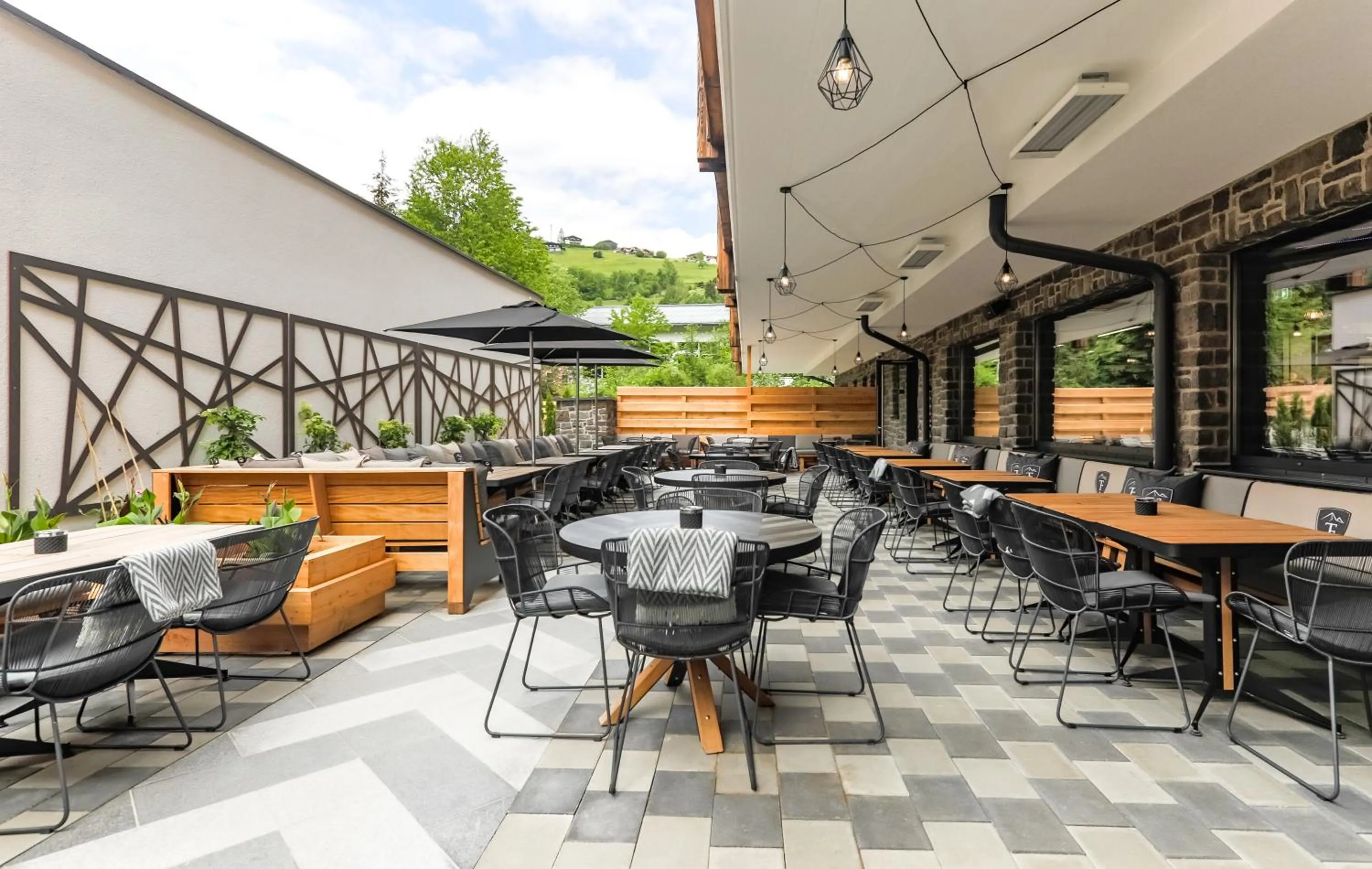 Restaurant/places to eat in 24 by AvenidA - Mountain Hotel