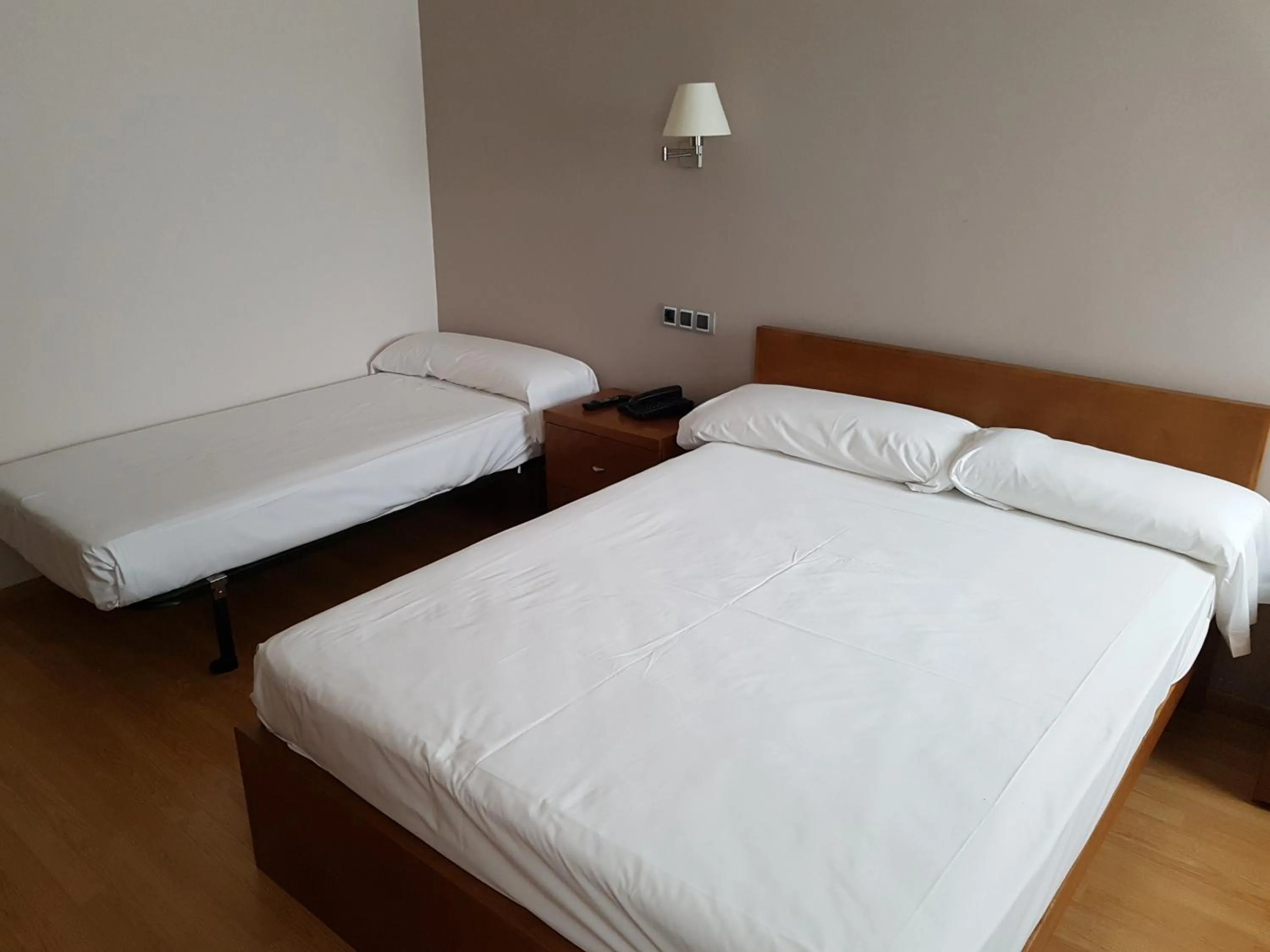 Photo of the whole room, Room Photo in Hotel Ciudad de Corella