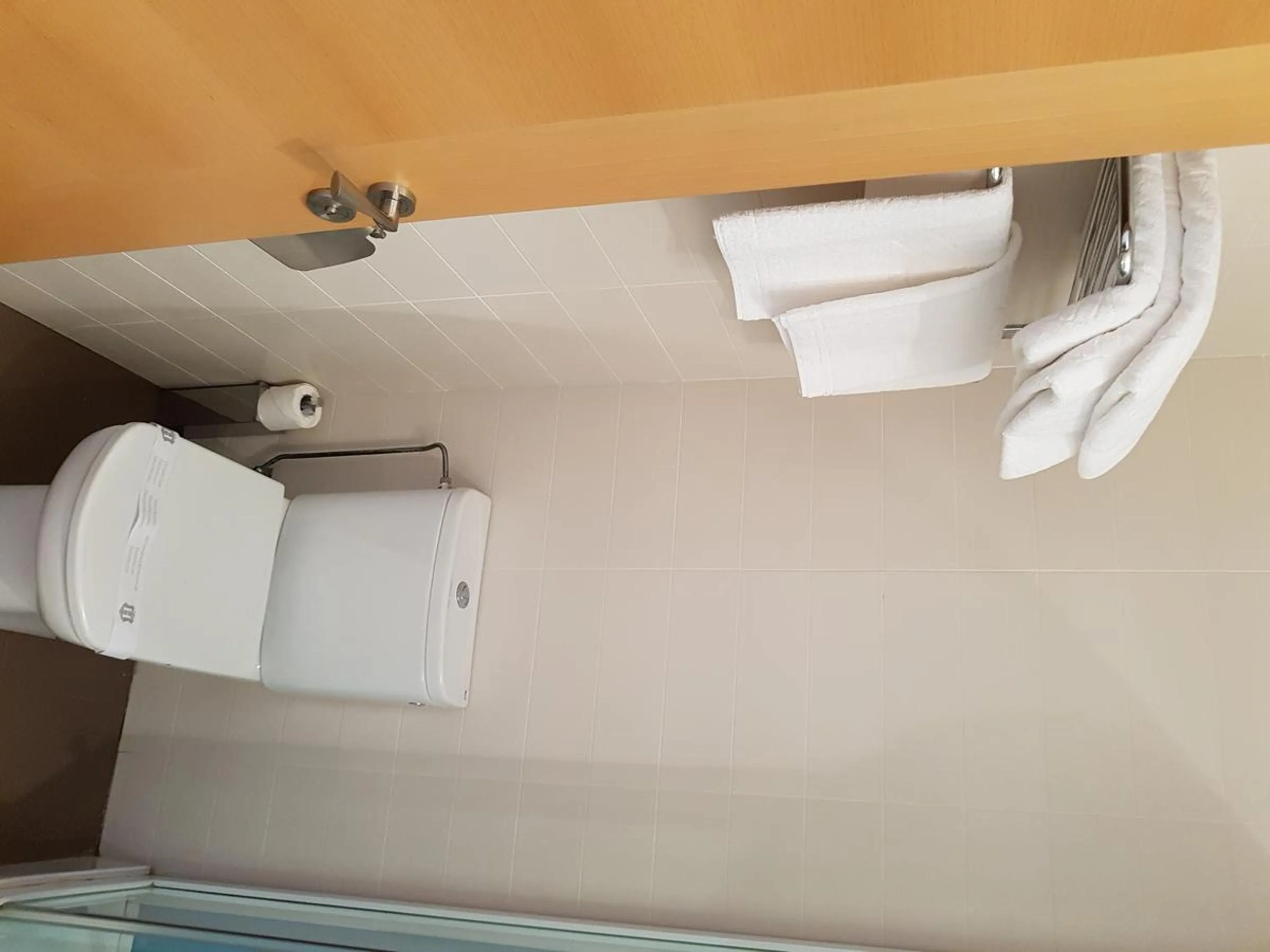 Toilet, Bathroom in Hotel Ciudad de Corella