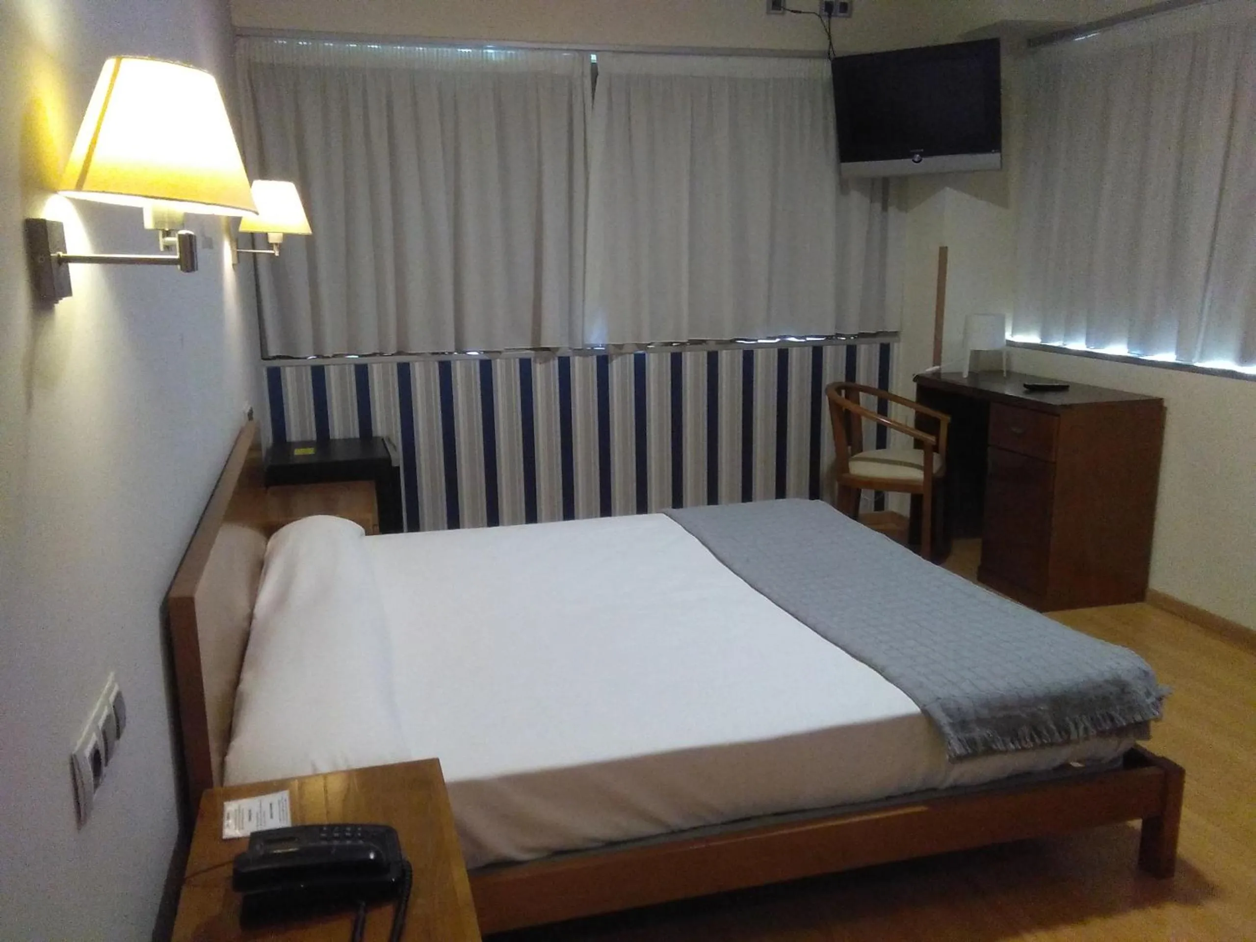 Photo of the whole room, TV/Entertainment Center in Hotel Ciudad de Corella