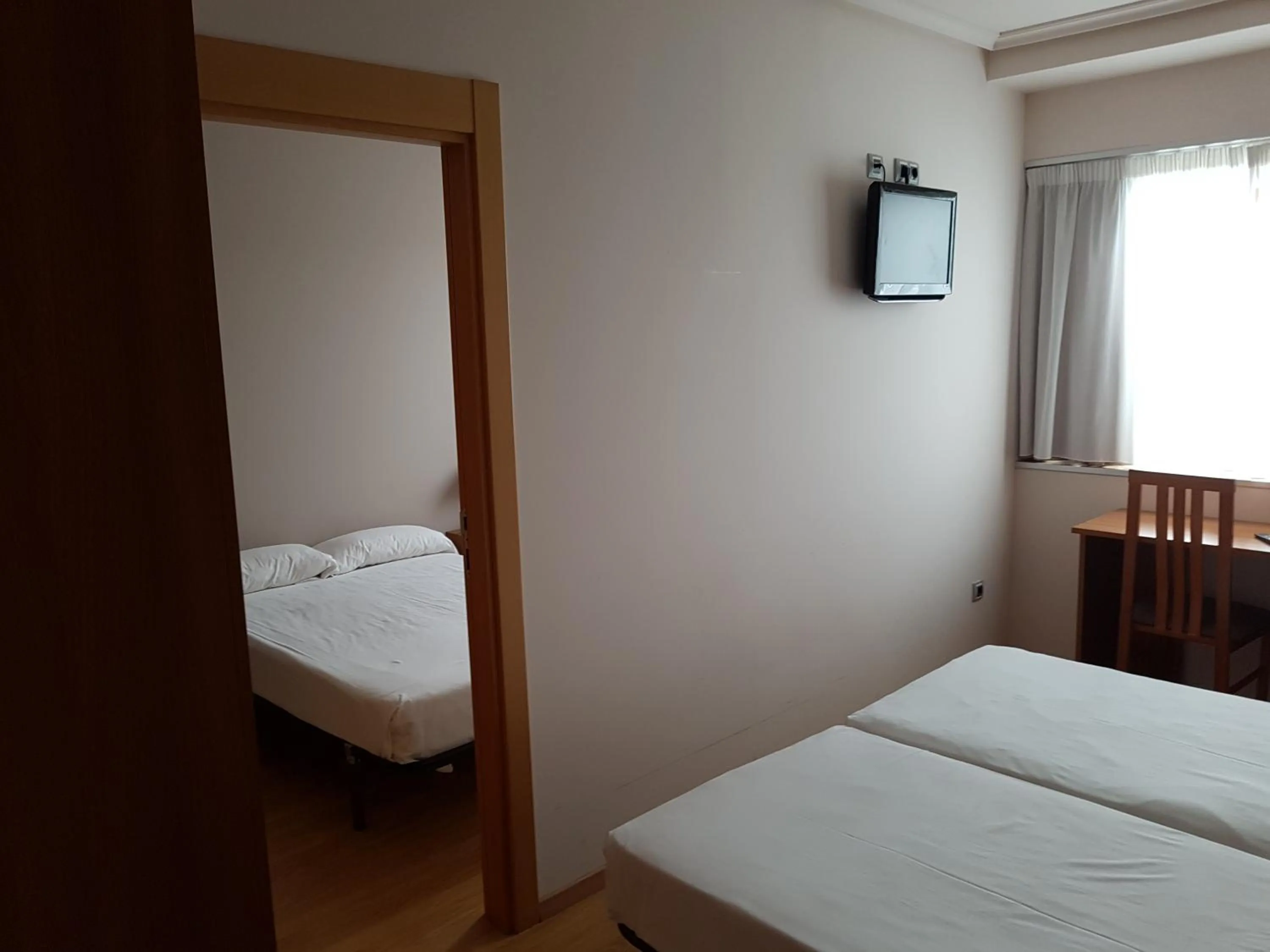 Photo of the whole room, Room Photo in Hotel Ciudad de Corella