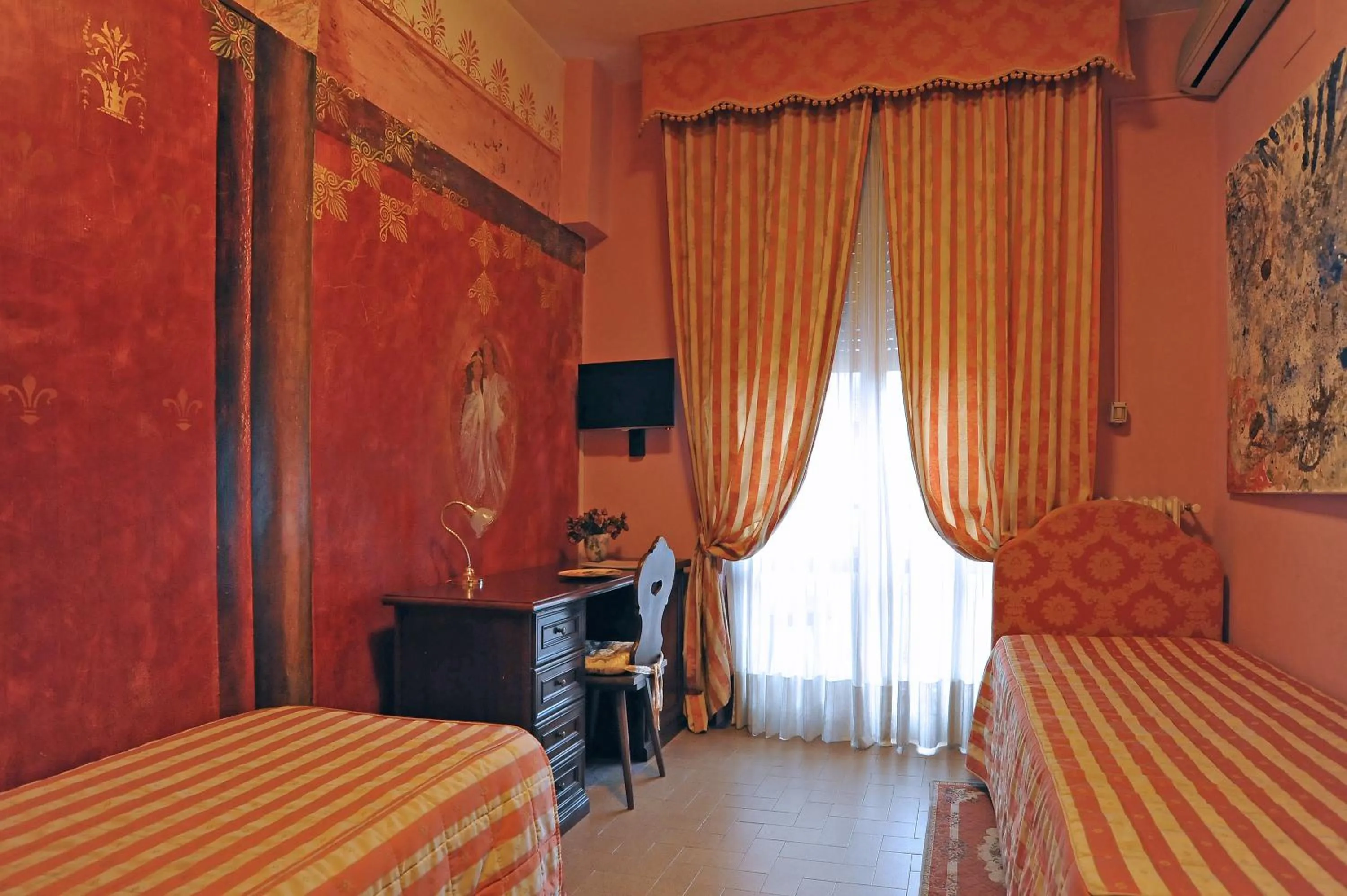 Photo of the whole room, Bed in Residenza Cantagalli