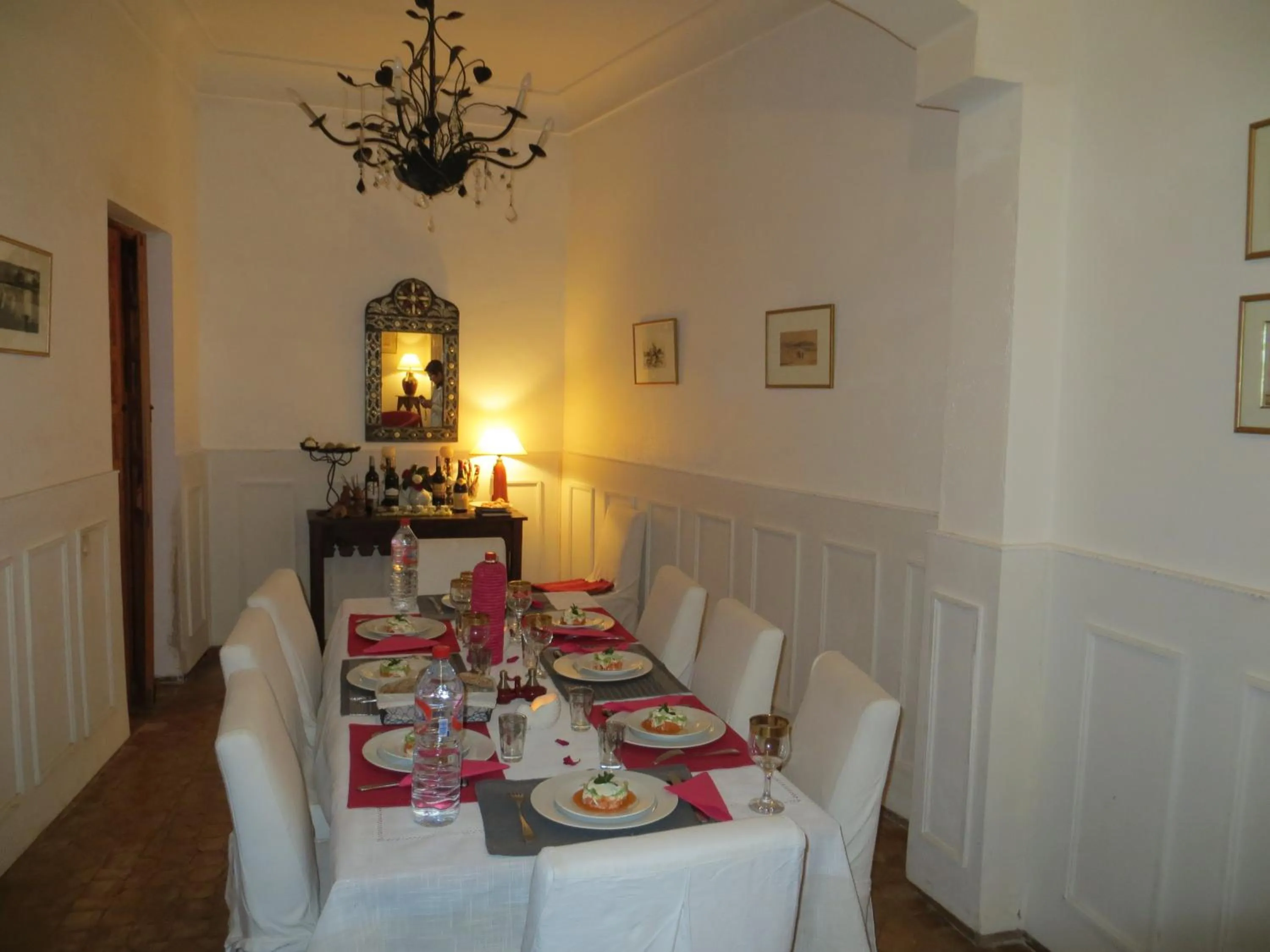 Restaurant/places to eat in Riad Irene