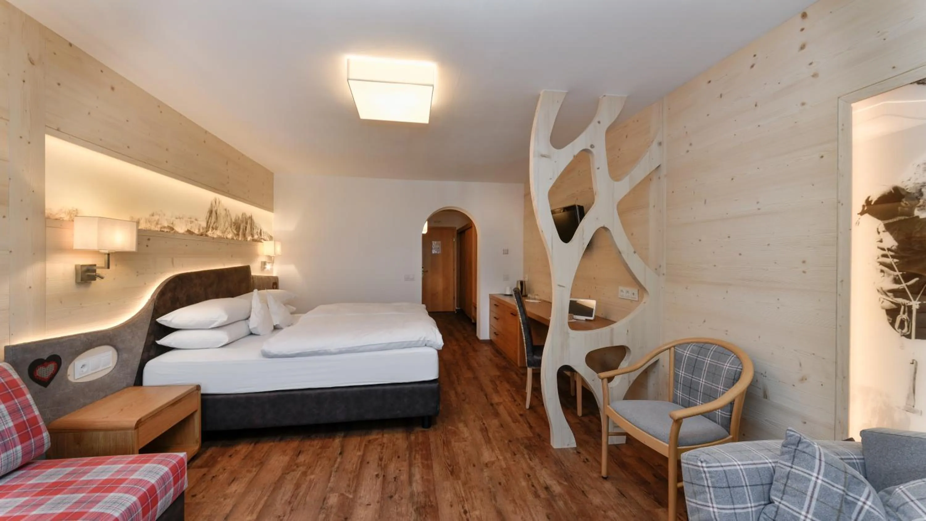 Bedroom, Bed in Hotel Interski