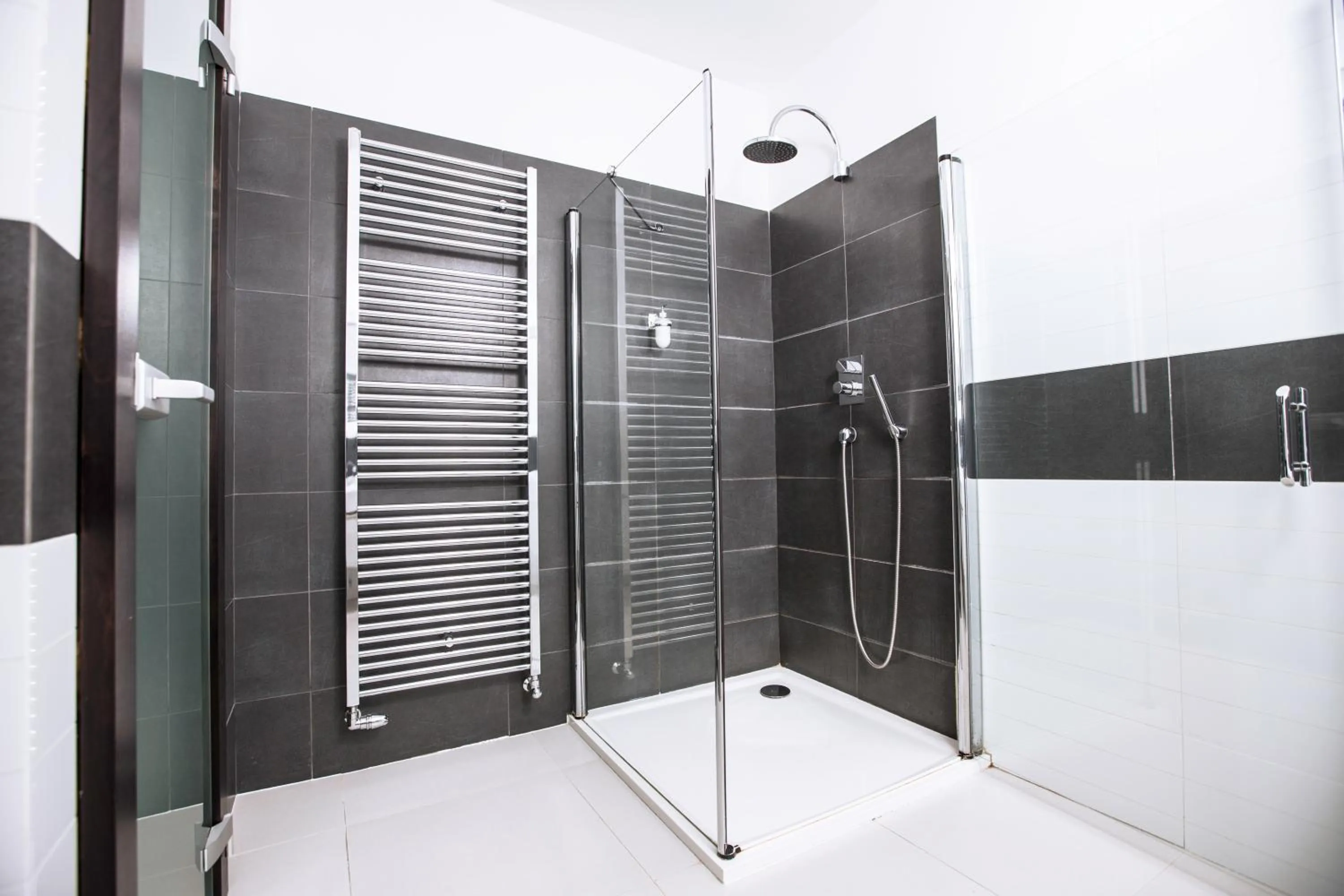 Shower in Hotel Magnus Trenčín