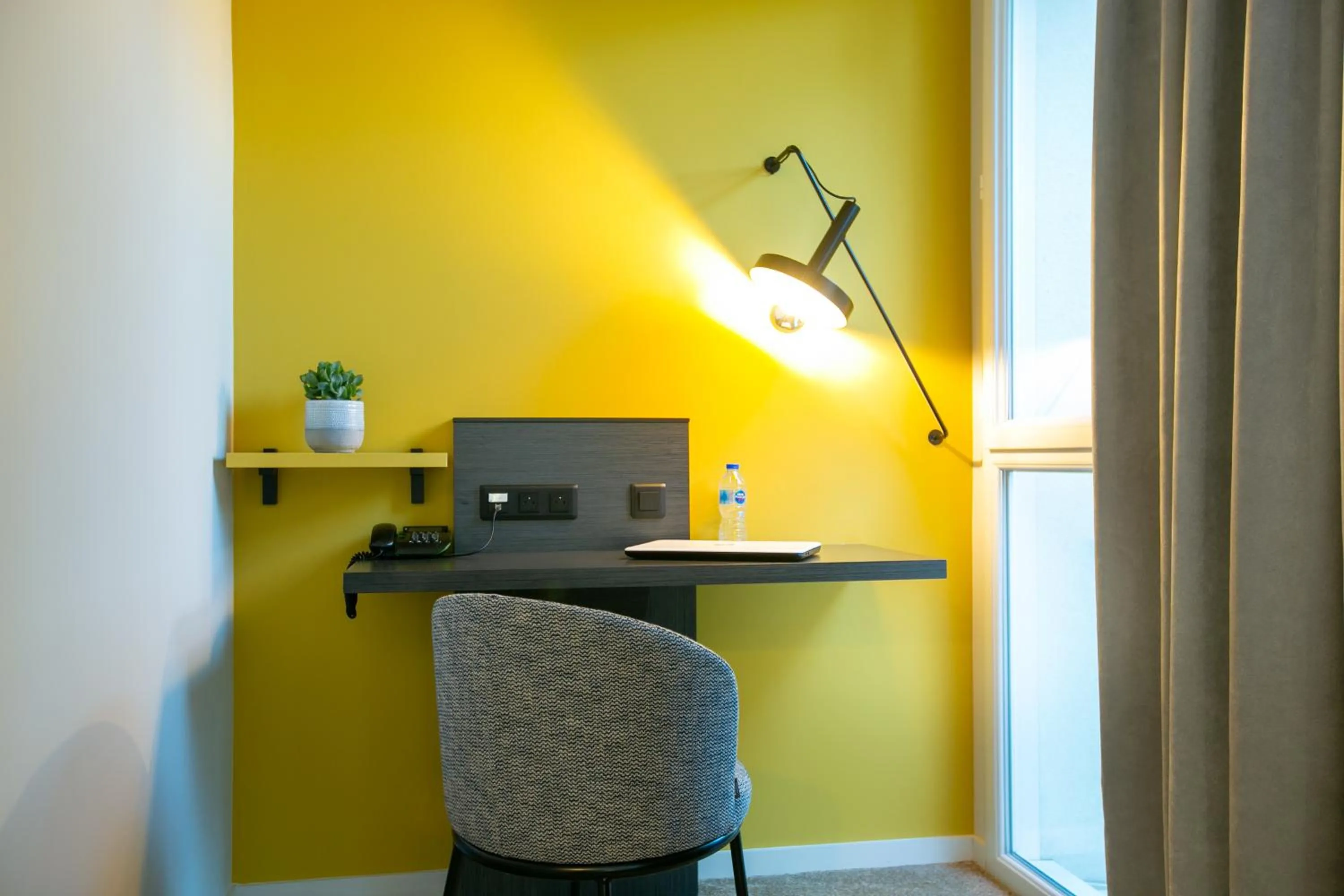 Bedroom in Hotel Restaurant Saint James, Montaigu-Vendée The Originals Boutique