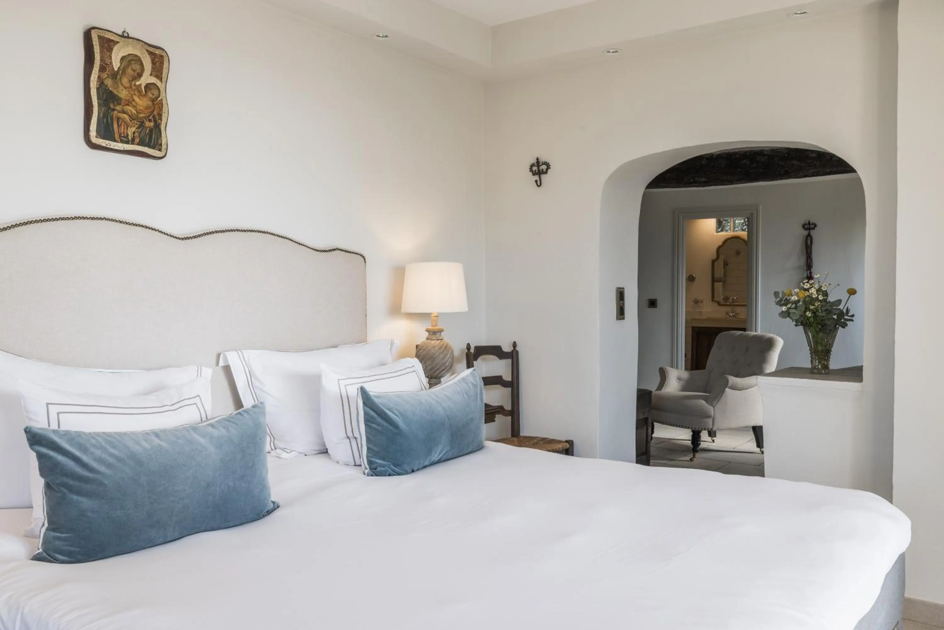 Property building, Bed in Château Le Cagnard