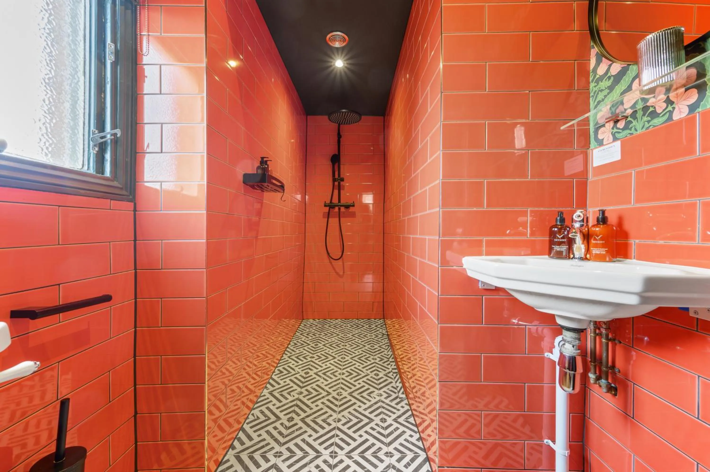 Shower in Clementine's Guest House