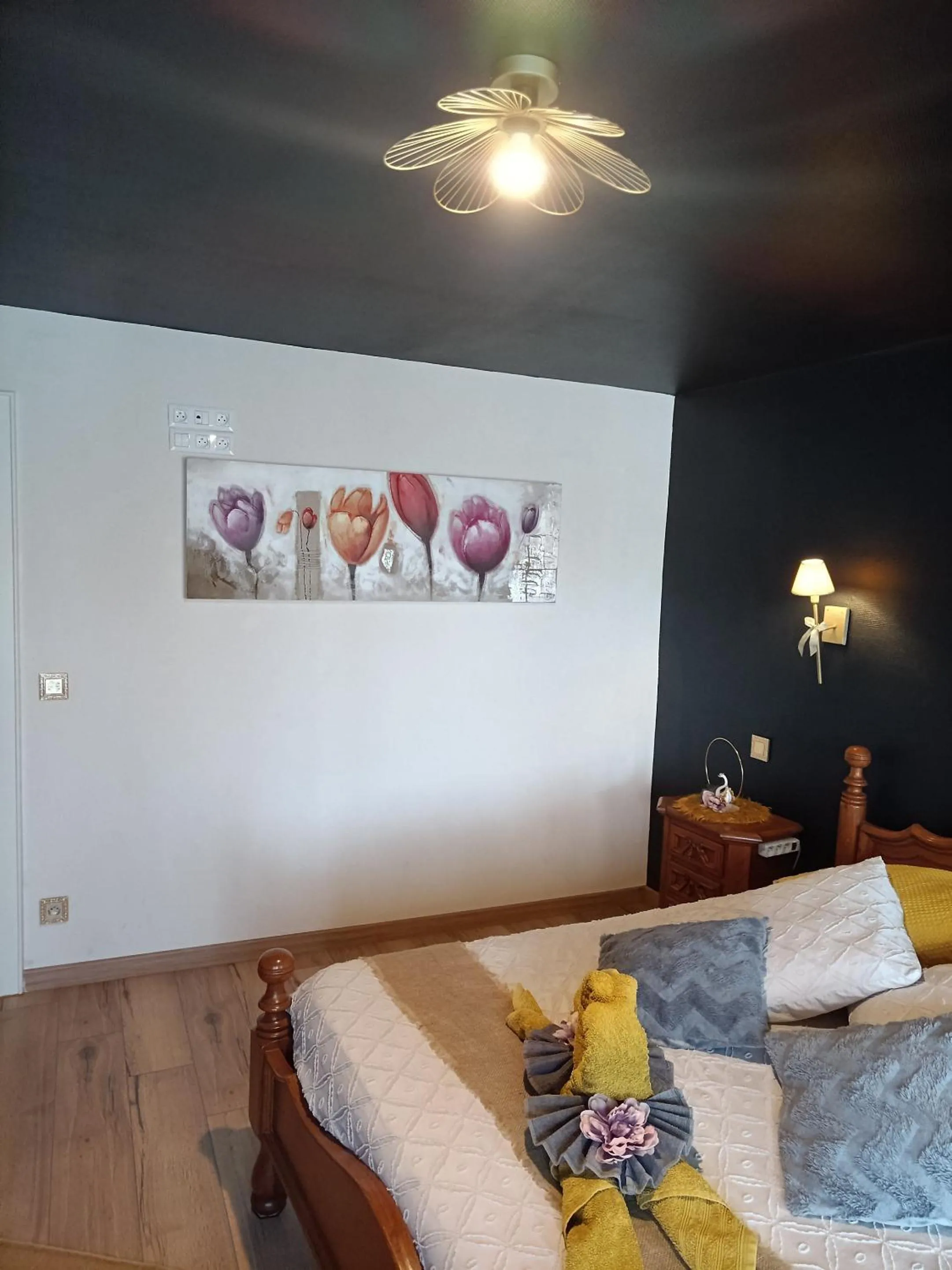 Bedroom, Bed in Gîtes & Chambres d'hôtes Villa La Lorraine