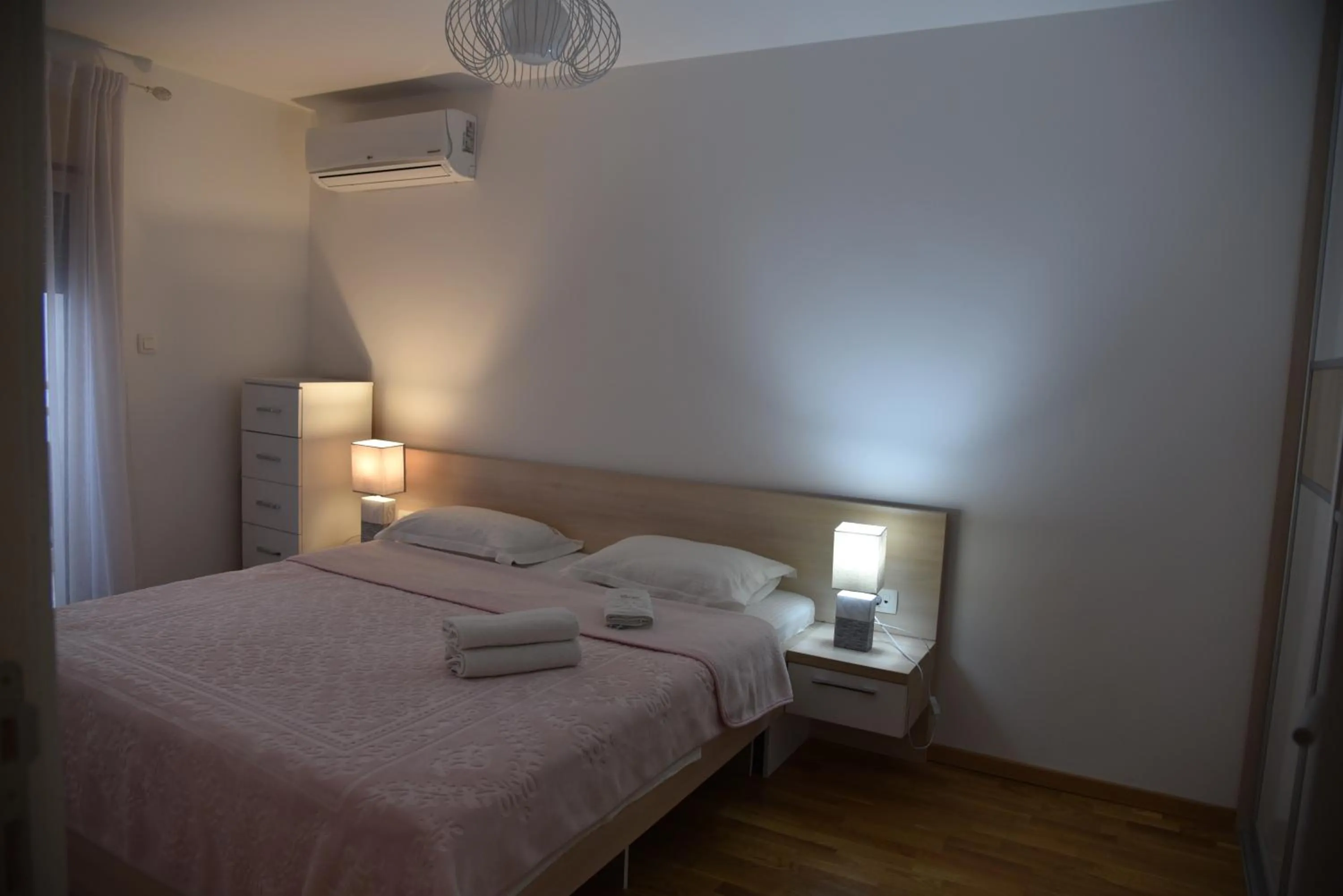 Bed in Apartment Lux Fontana