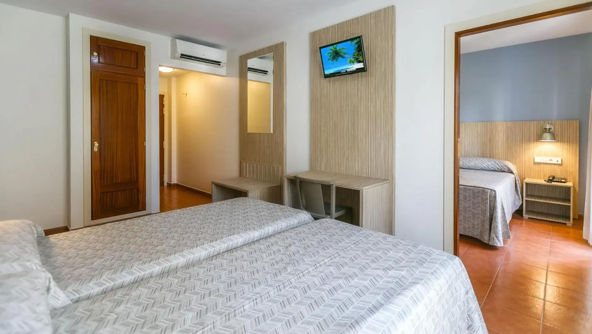 Family Room (4 Adults) in Hotel Galicia Family Room (4 Adults) in Hotel Galicia