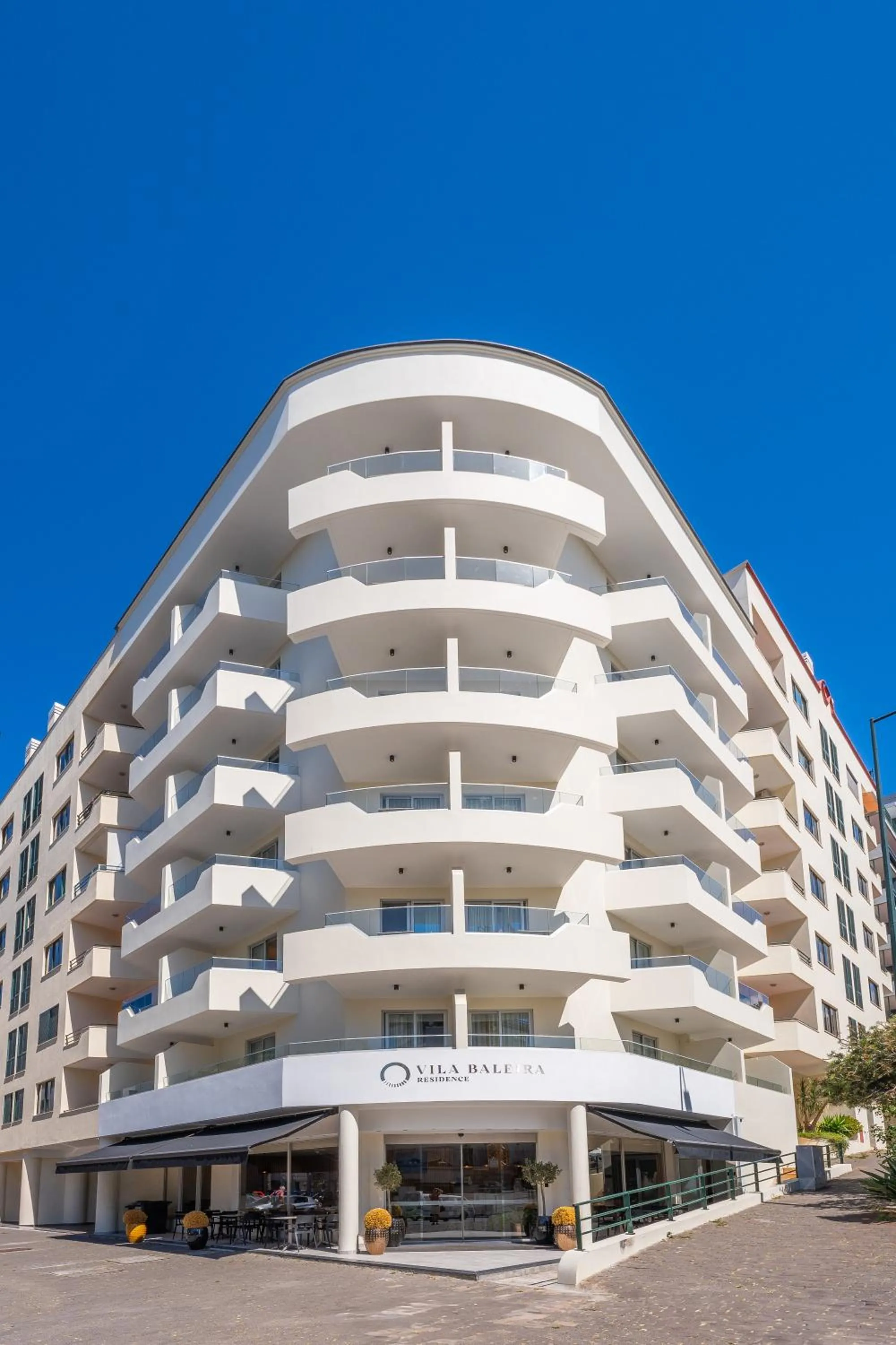 Property building in Vila Baleira Residence