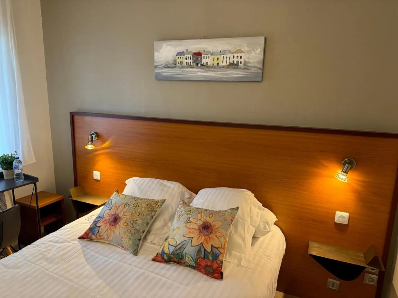 Bed in Cit'Hotel Capricorne