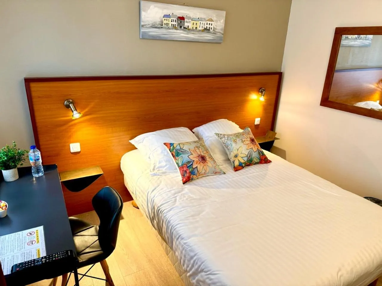 Bed in Cit'Hotel Capricorne