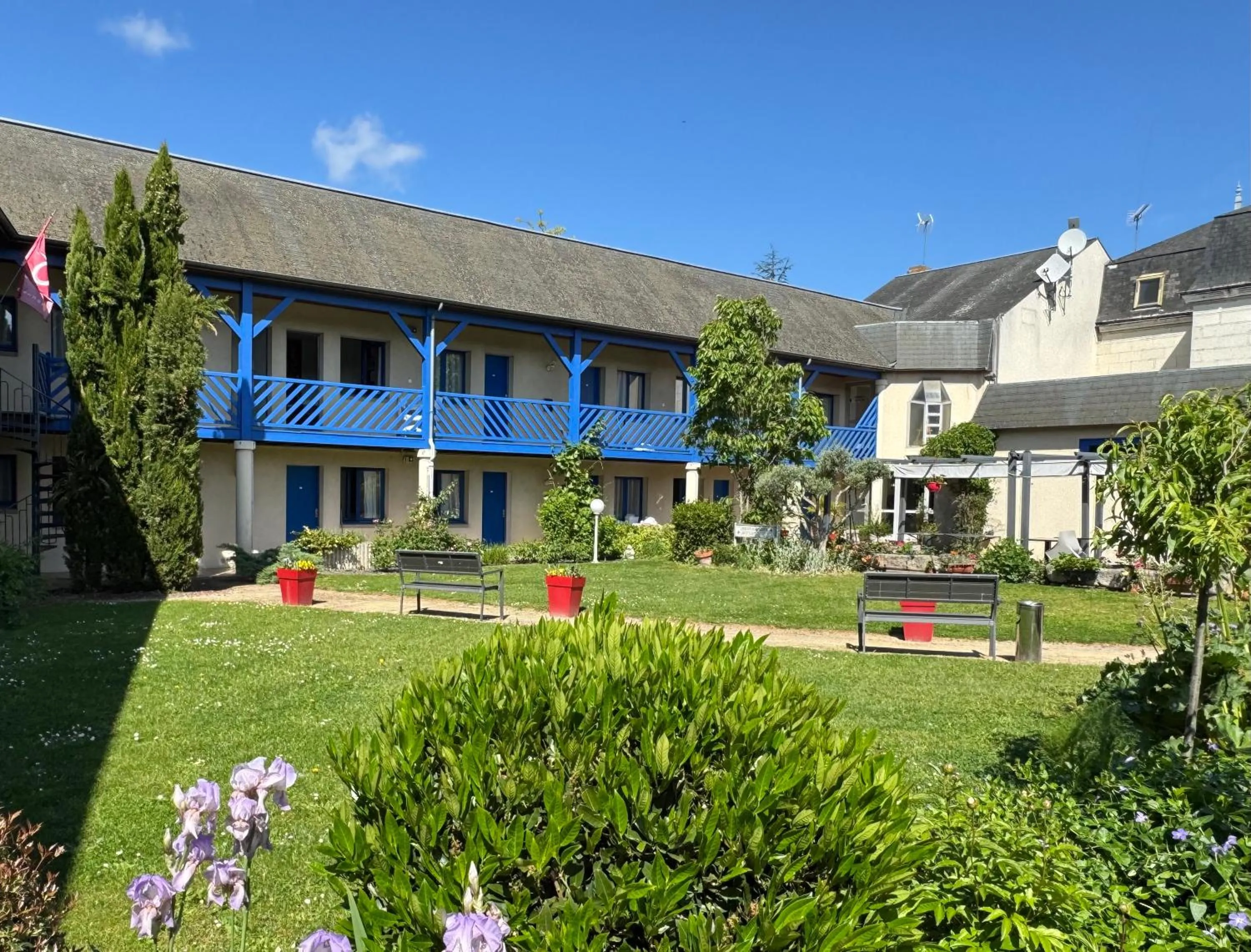 Garden in Cit'Hotel Capricorne