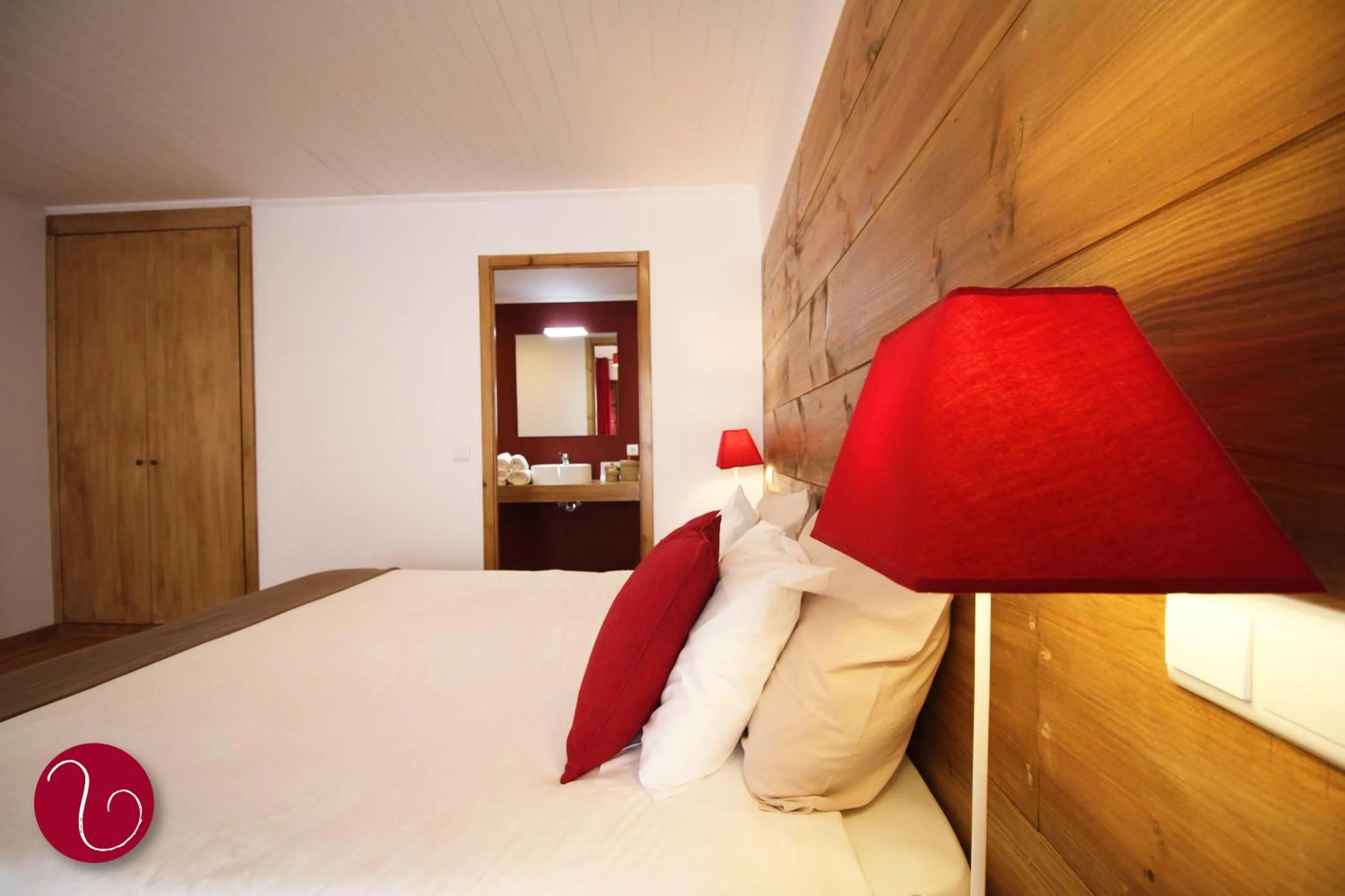 Bedroom, Bed in GuestHouse Vila Lusitania