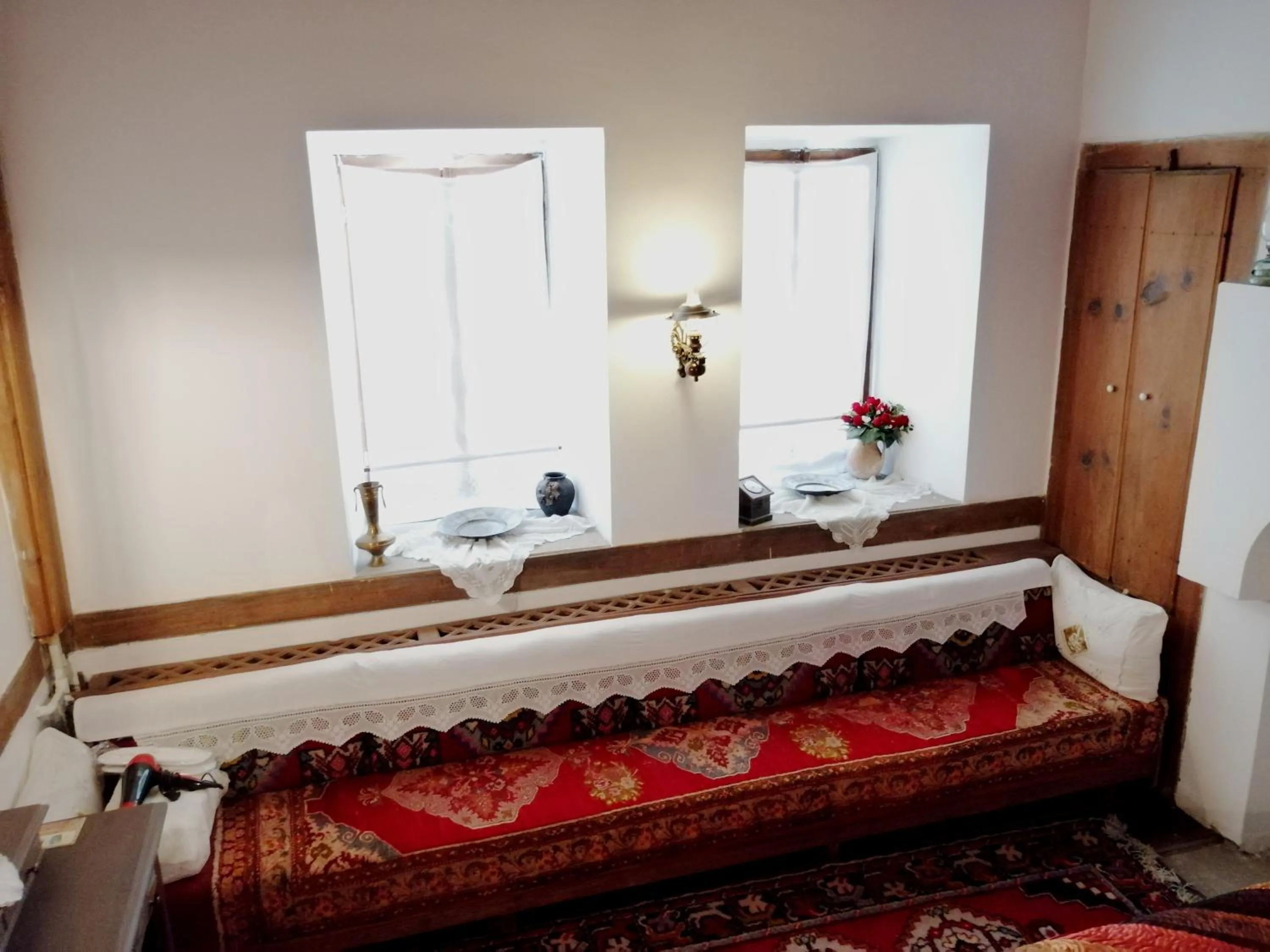 Seating area, Bed in Mehves Hanim Konagi