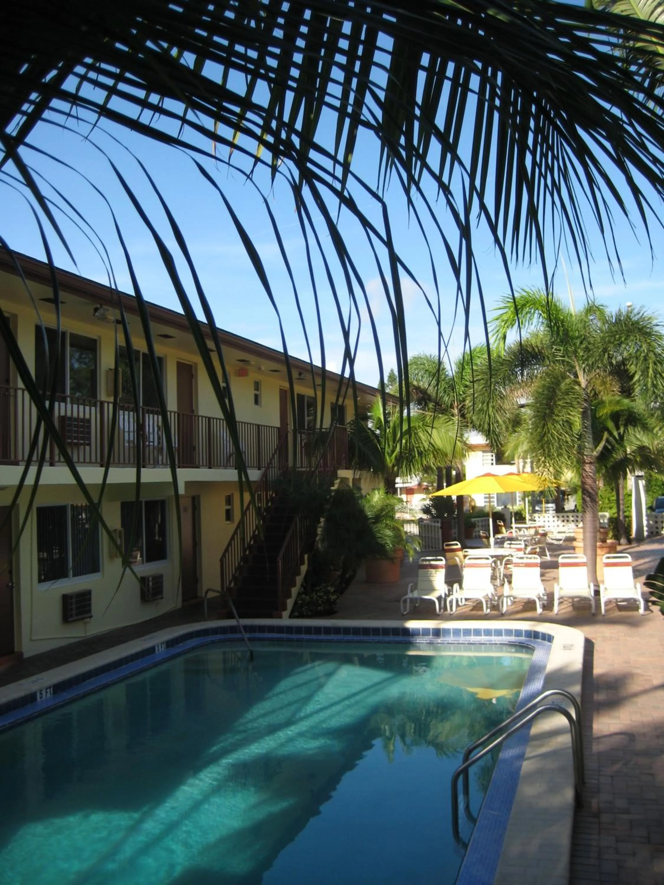 Swimming pool in Surf Side Resort