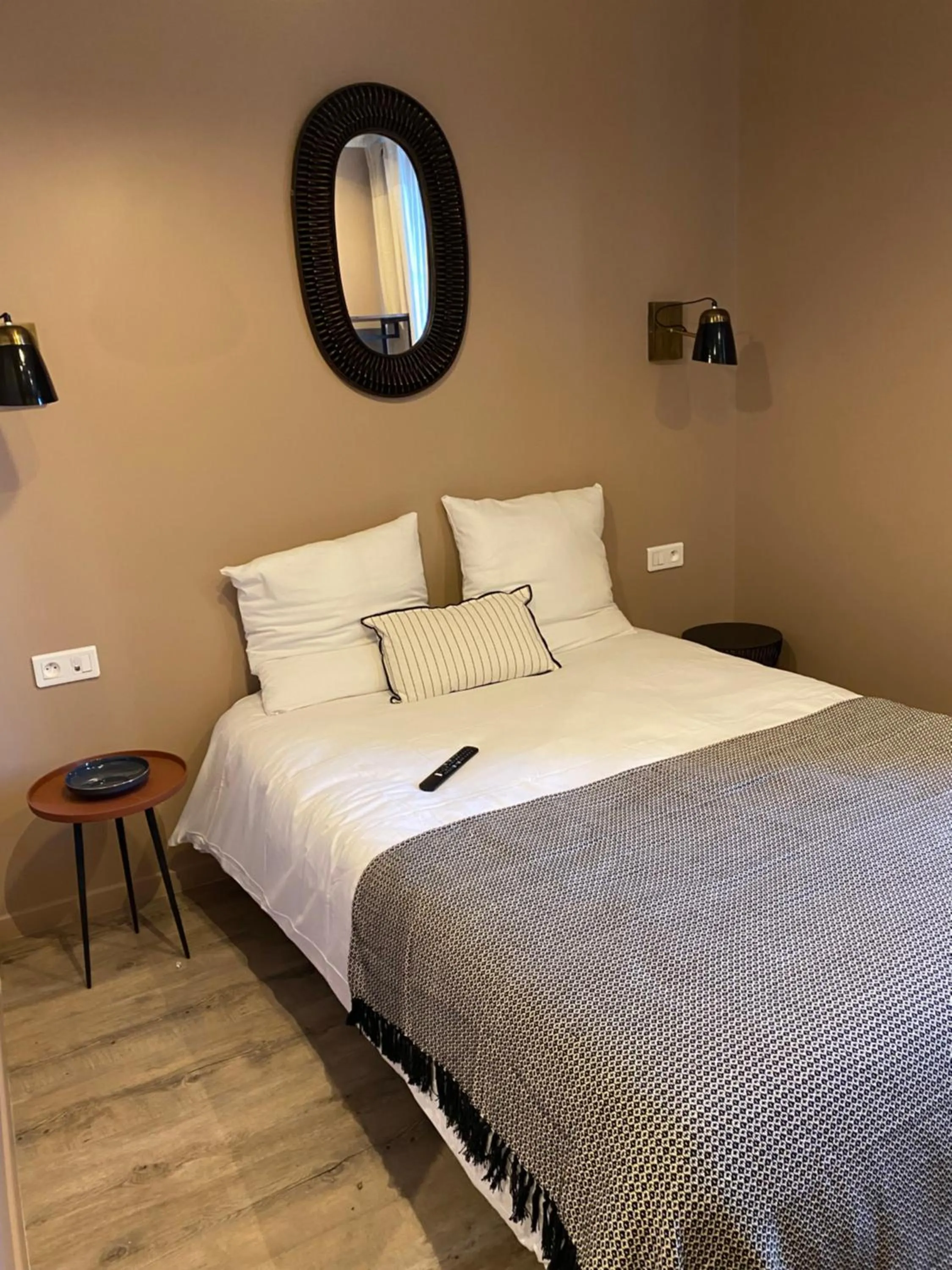 Bed in Le Grand Albert 1er