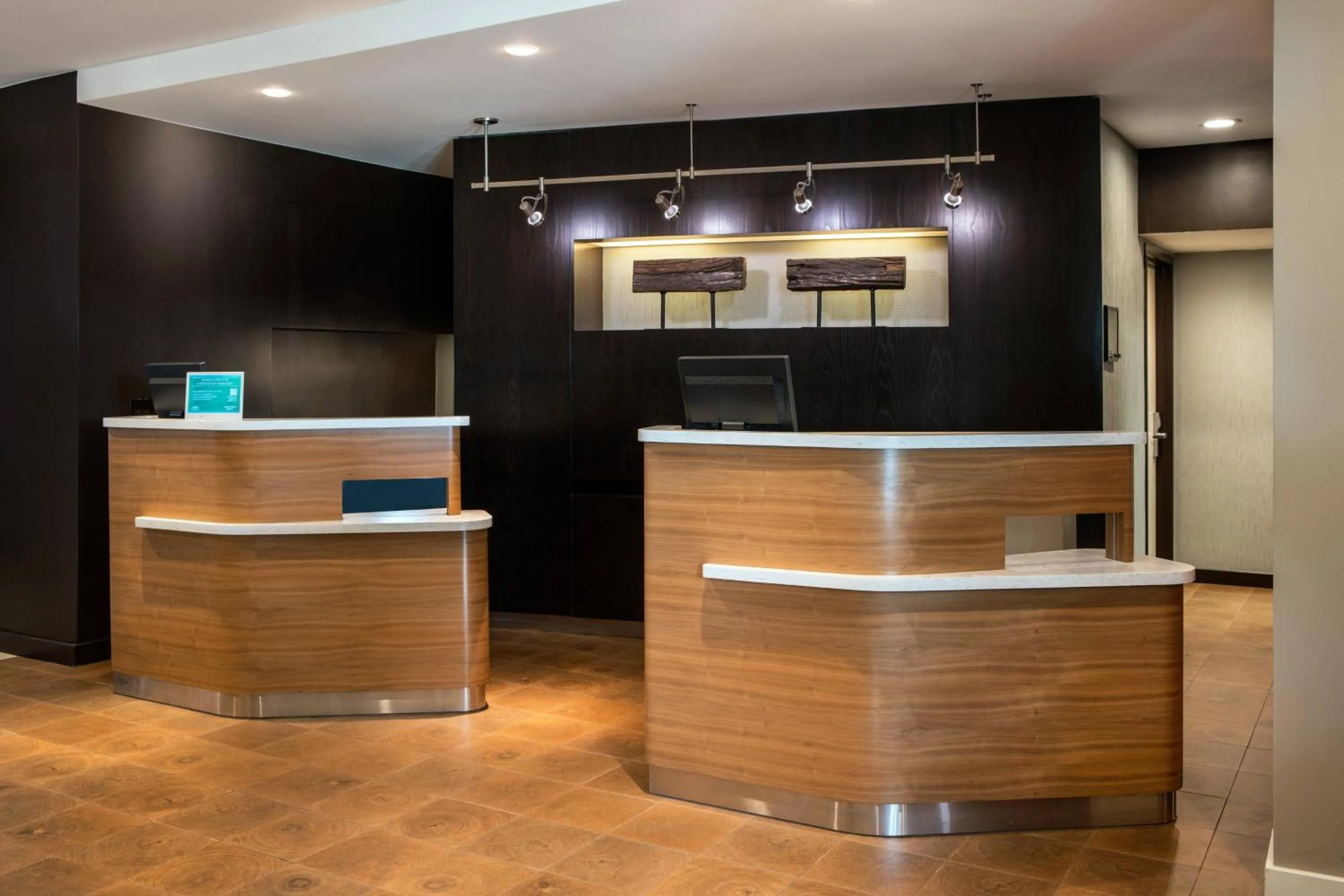 Lobby or reception in Courtyard by Marriott San Diego Sorrento Valley