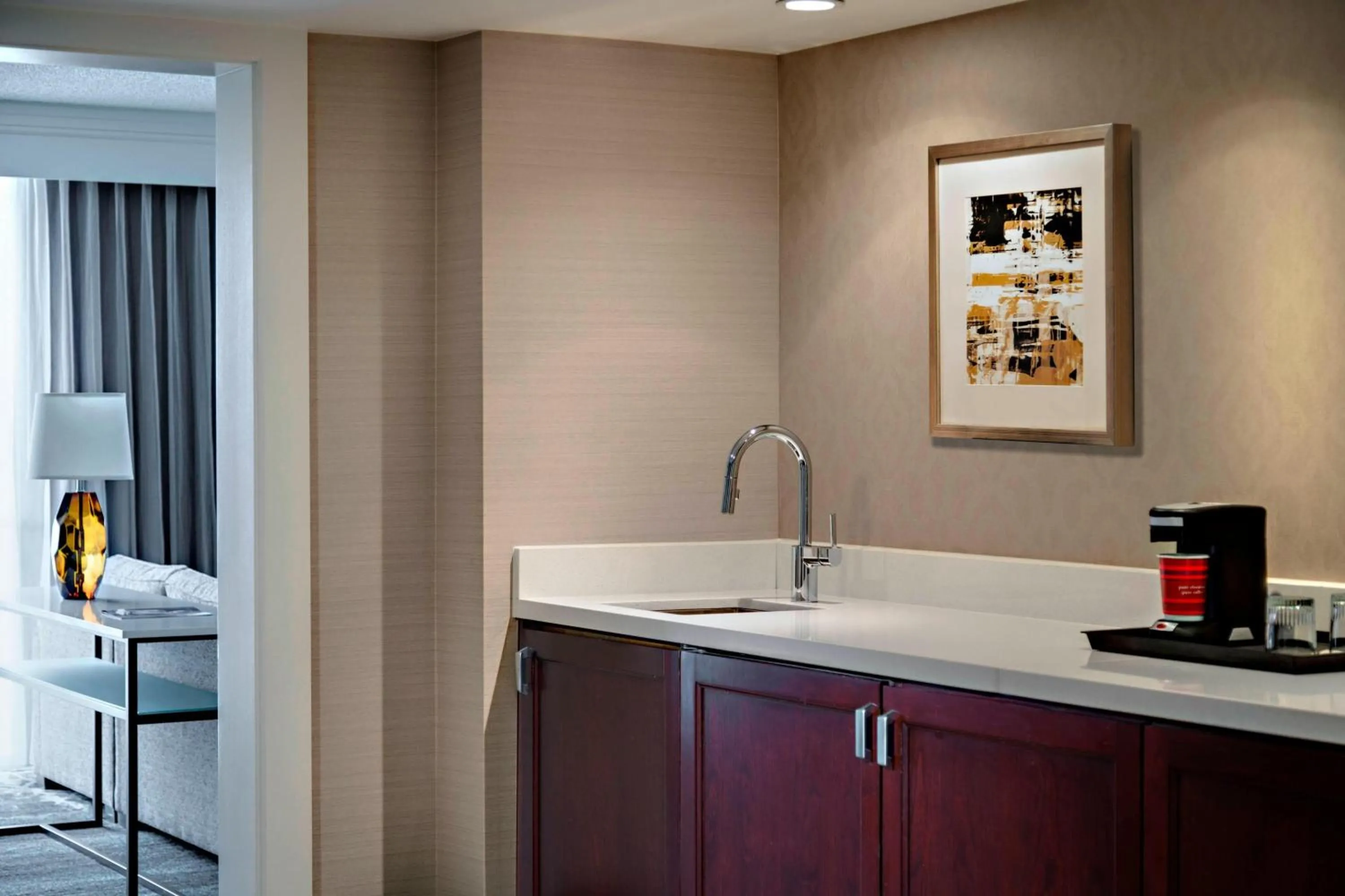 Bedroom in San Antonio Marriott Riverwalk