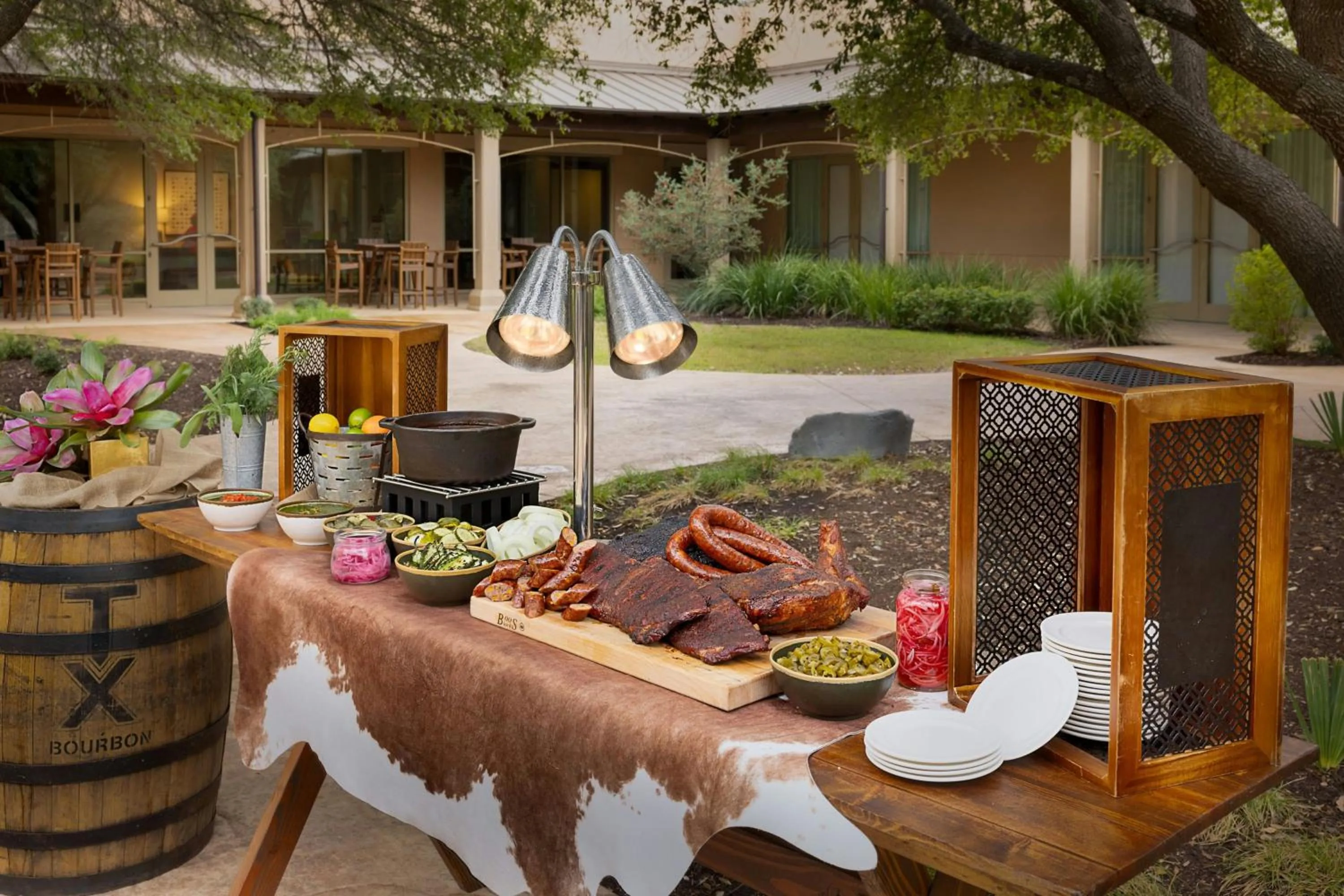 Lounge or bar in JW Marriott San Antonio Hill Country Resort & Spa
