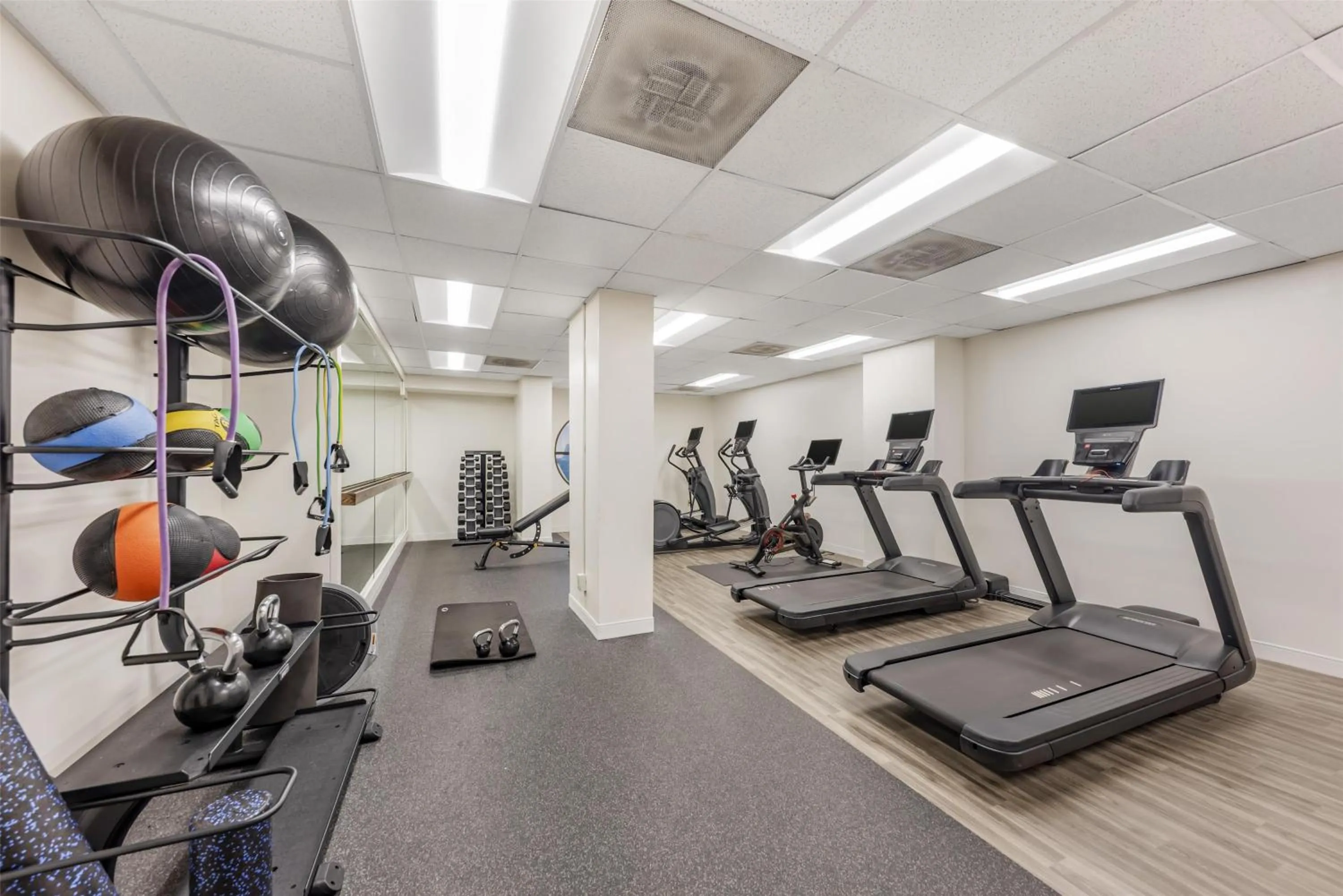 Fitness centre/facilities in Sonesta ES Suites San Antonio Downtown Alamo Plaza - Newly Renovated