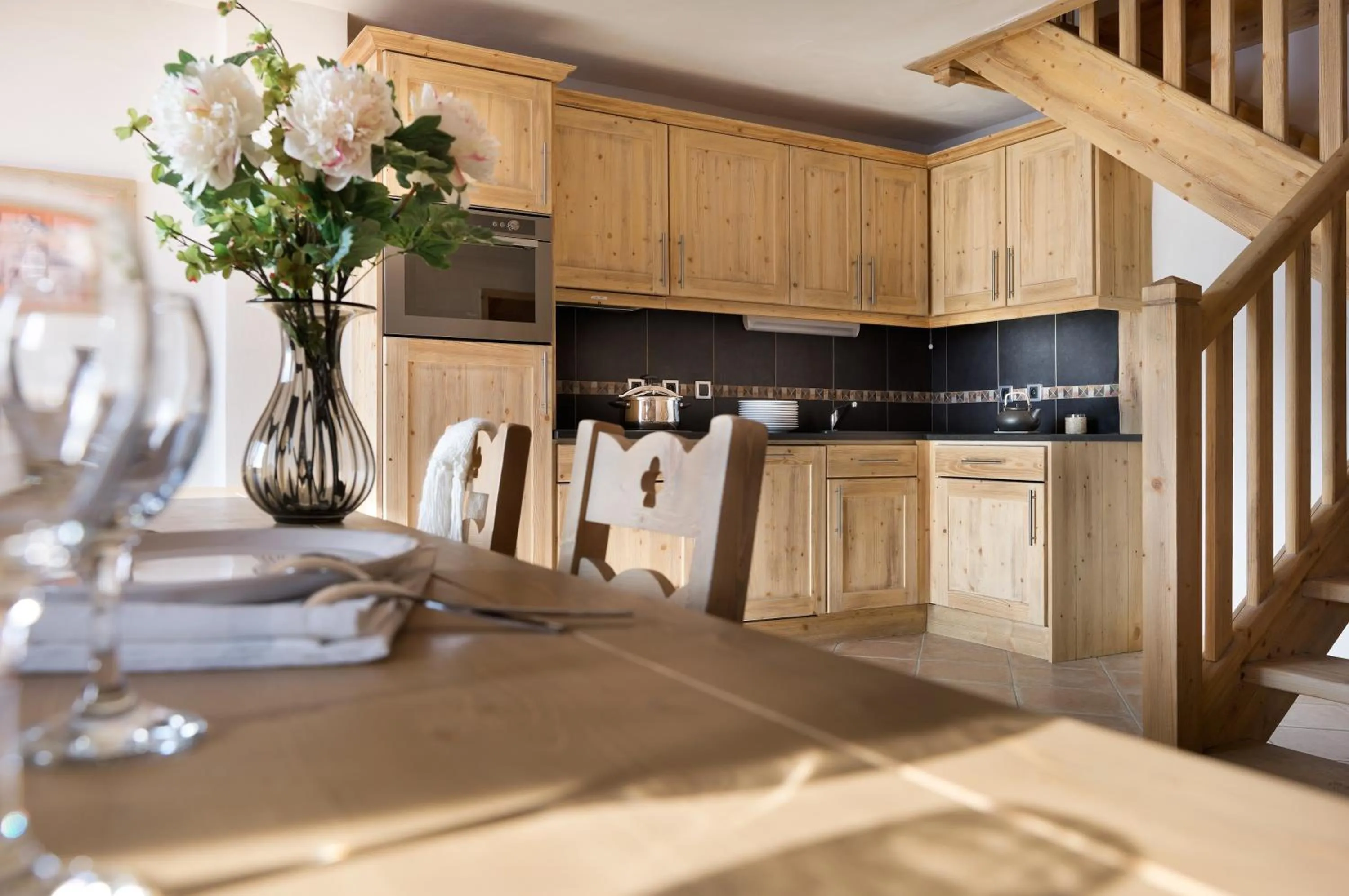 Dining area in CGH Résidences & Spas Le Village De Lessy