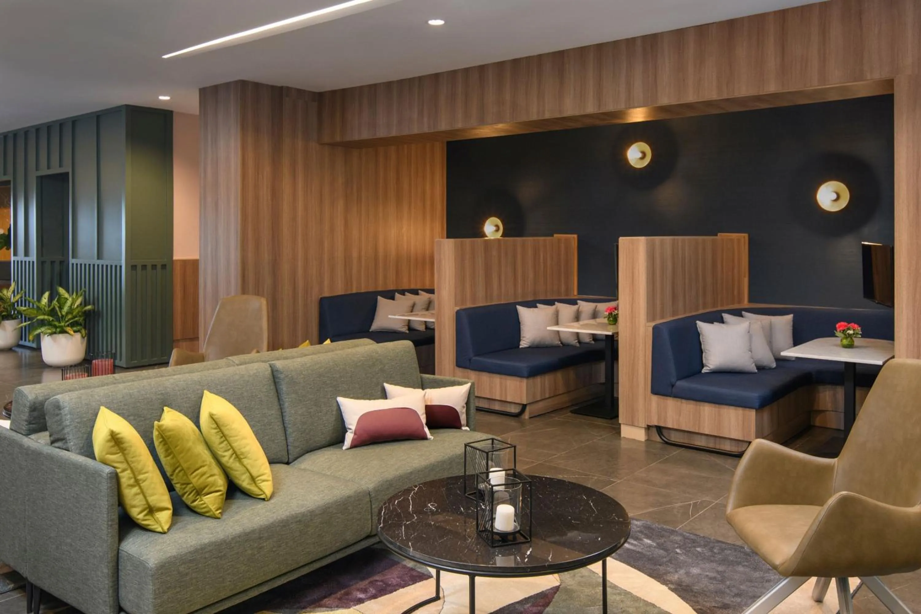 Lobby or reception in Courtyard by Marriott Santo Domingo