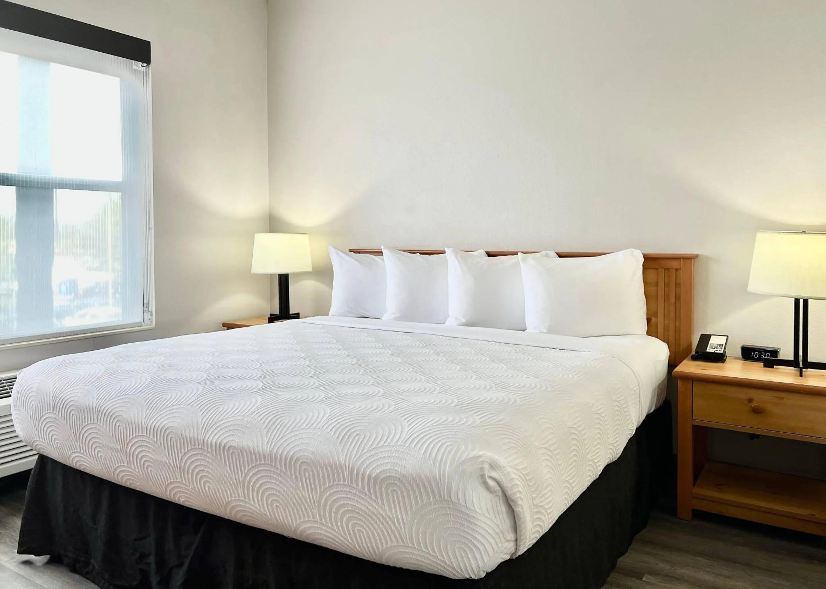 Bedroom, Bed in Country Inn & Suites by Radisson, Tucson Airport, AZ