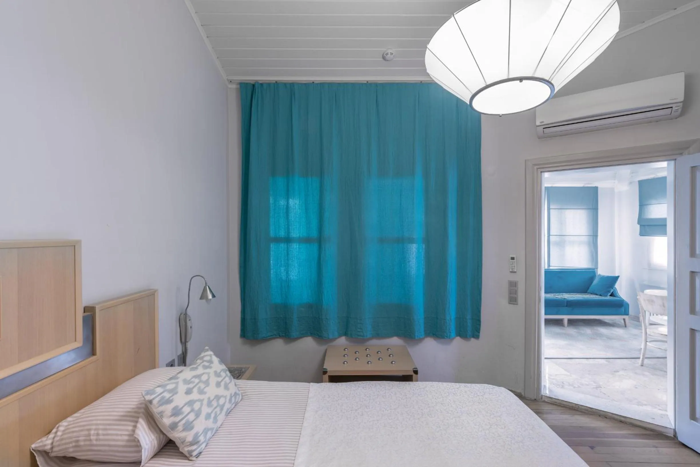 Bed in Delight Deluxe Hotel