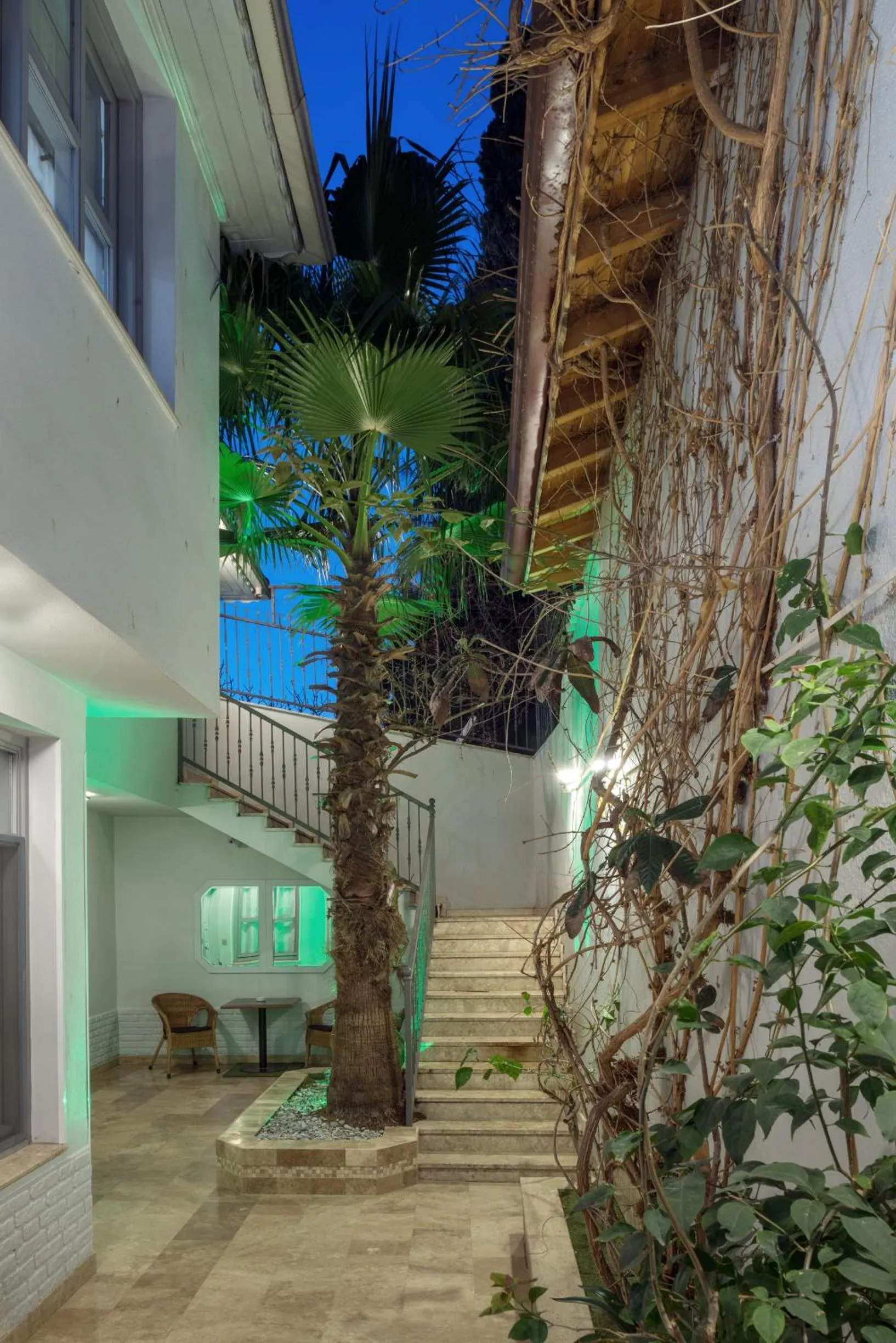 Delight Deluxe Hotel