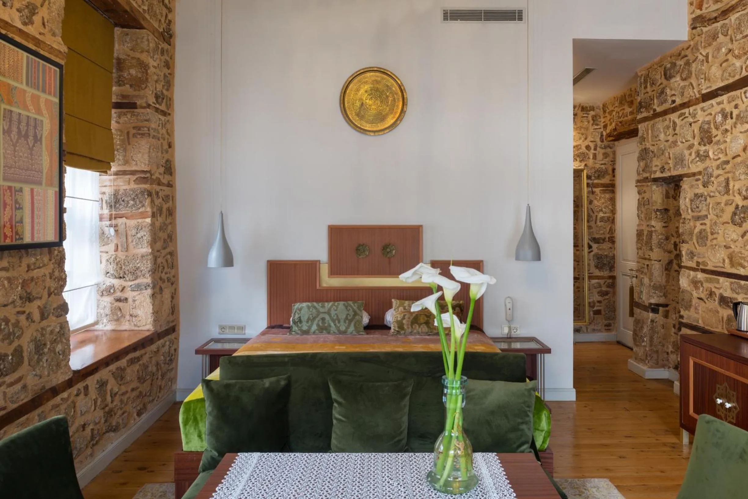 Delight Deluxe Hotel