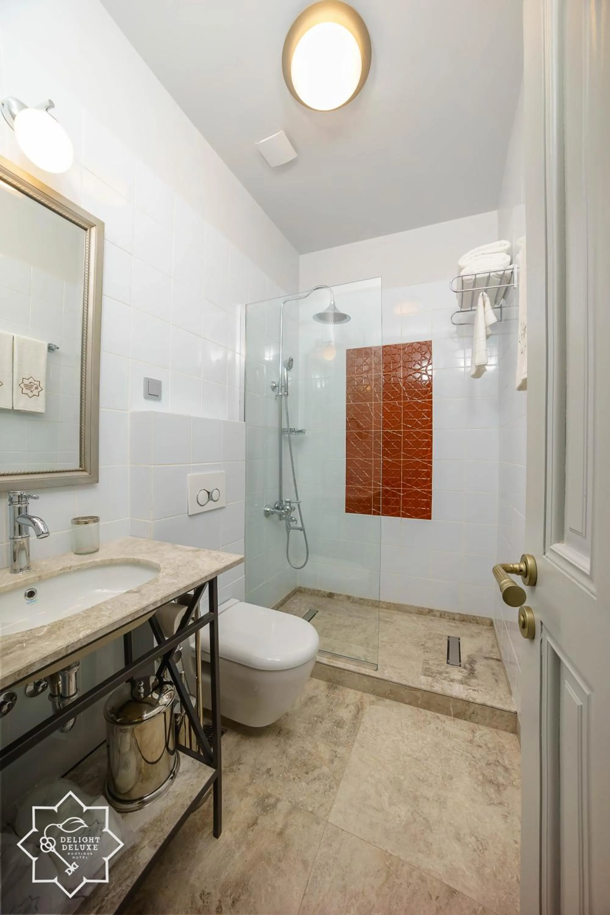 Bathroom in Delight Deluxe Hotel