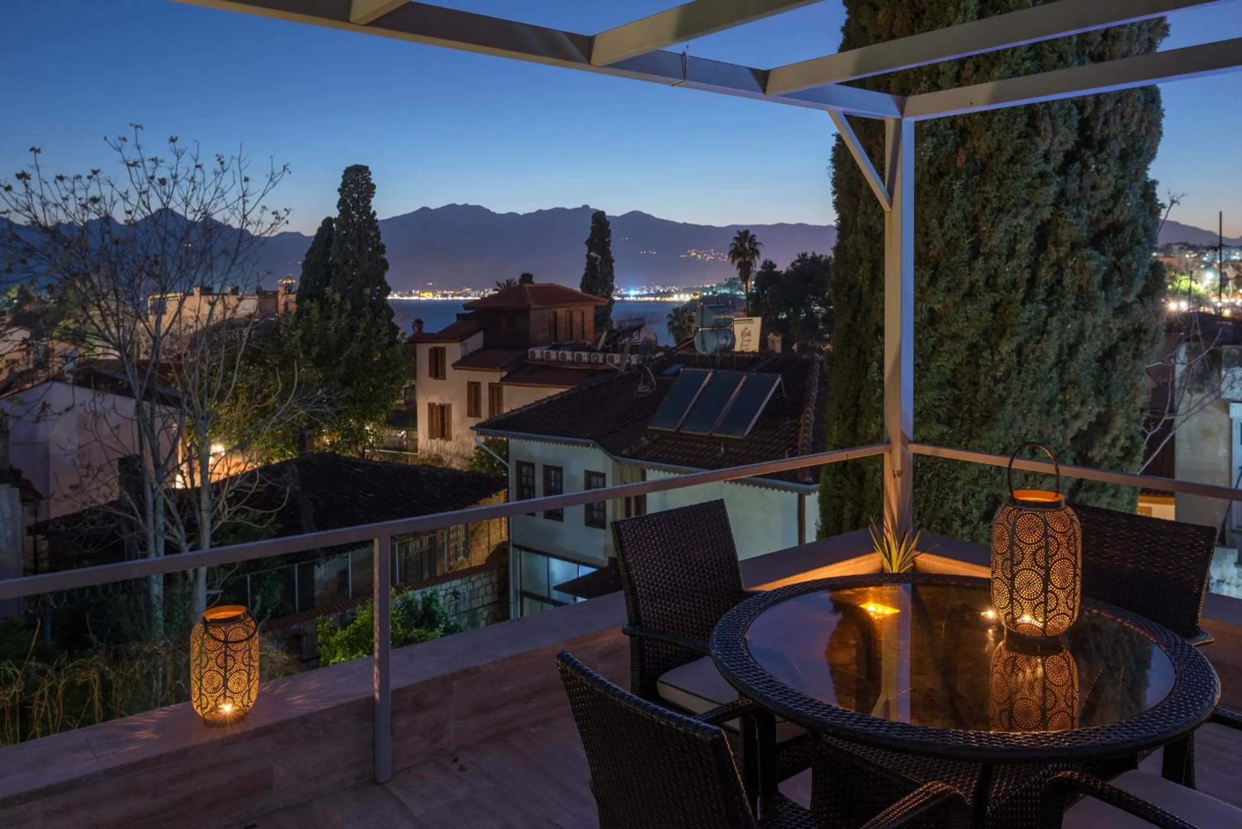 Delight Deluxe Hotel